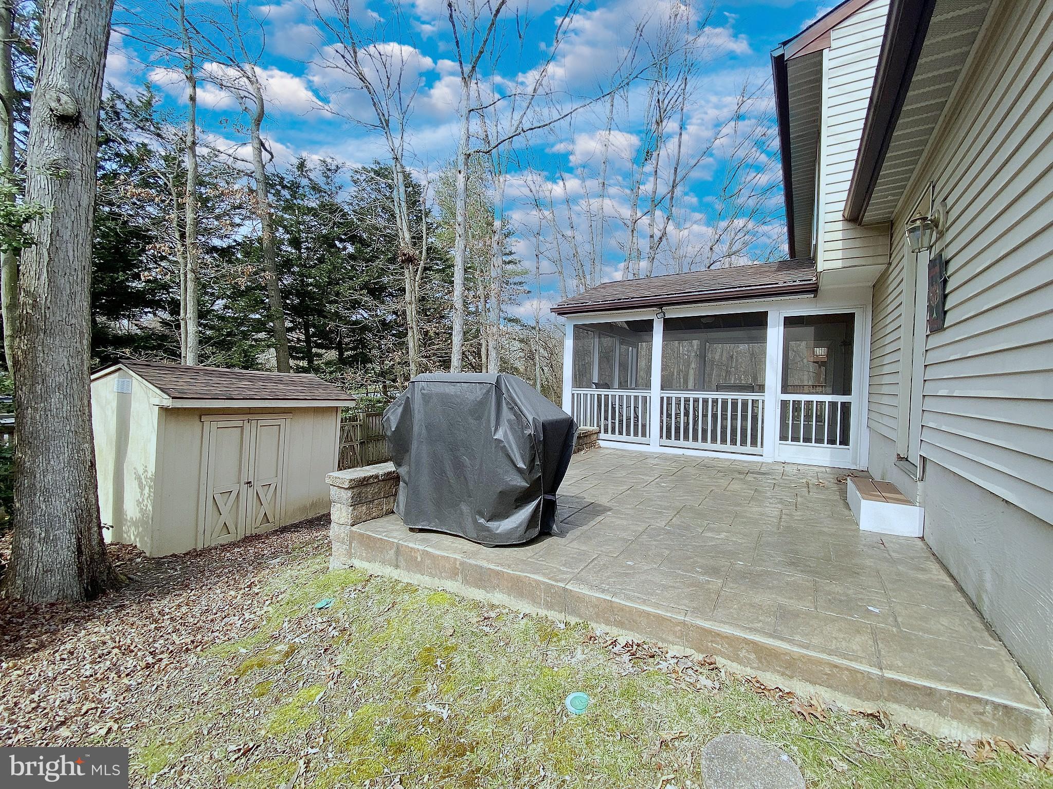 4909 Tartan Hill Rd