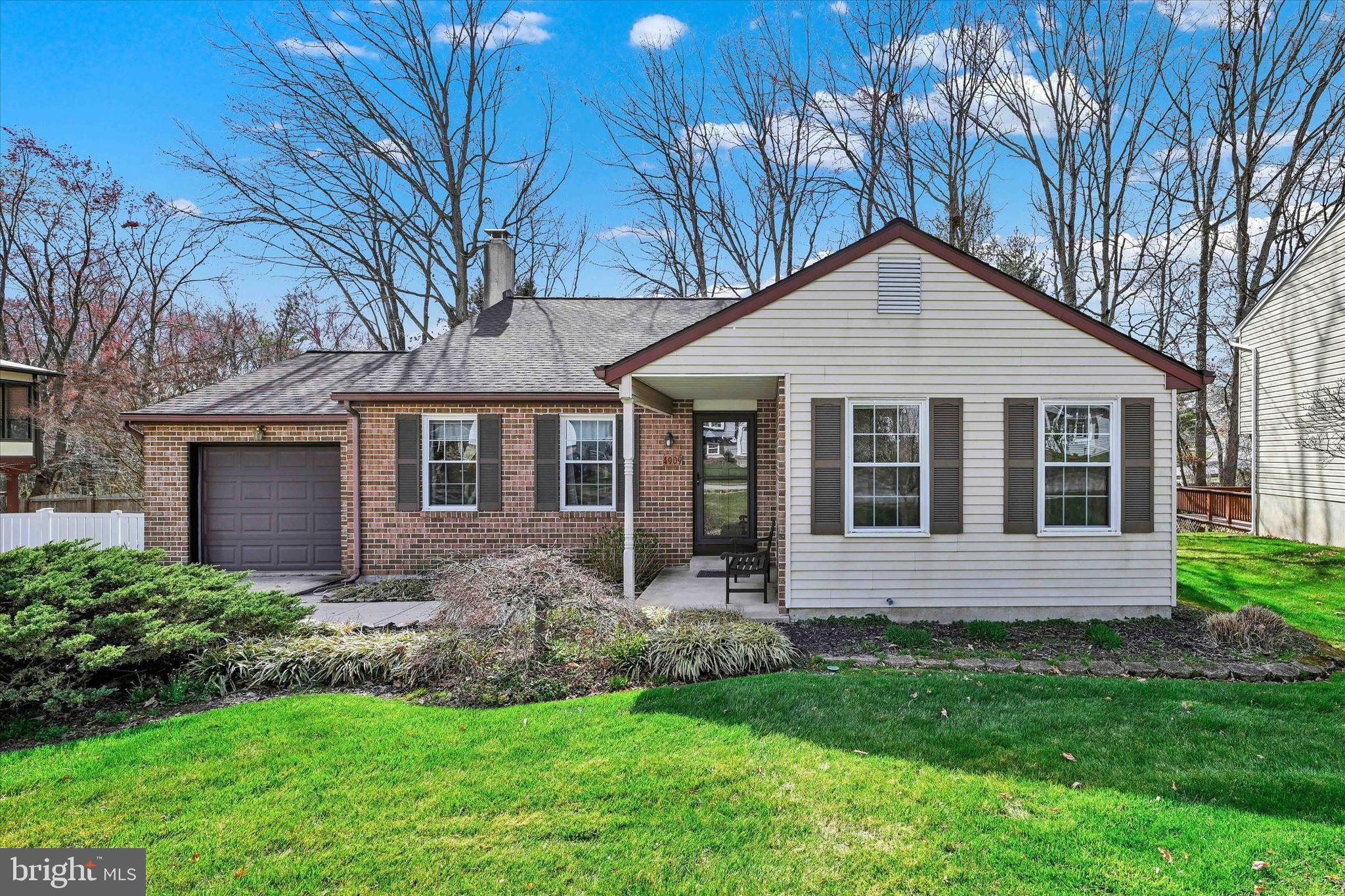 4909 Tartan Hill Rd
