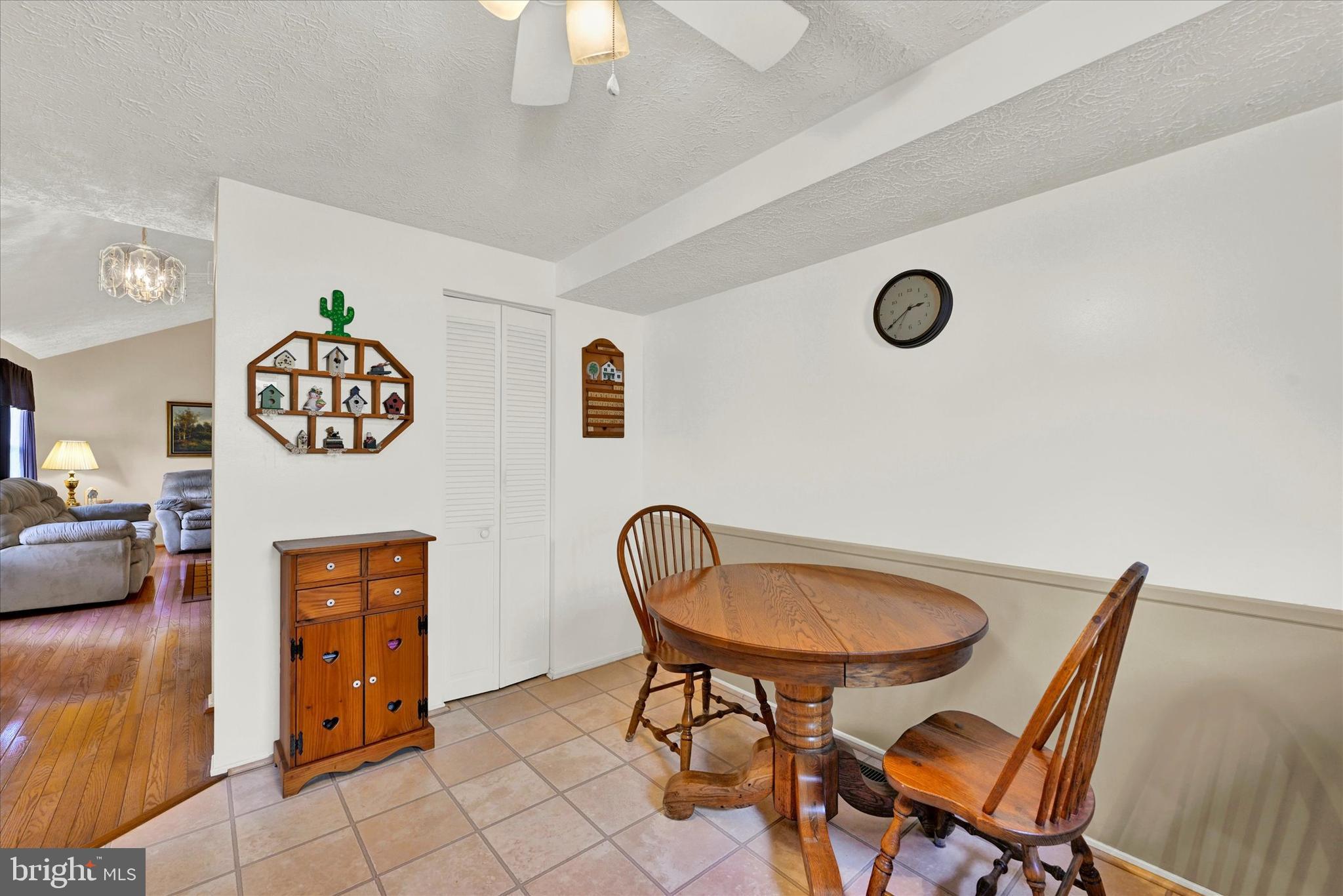 4909 Tartan Hill Rd