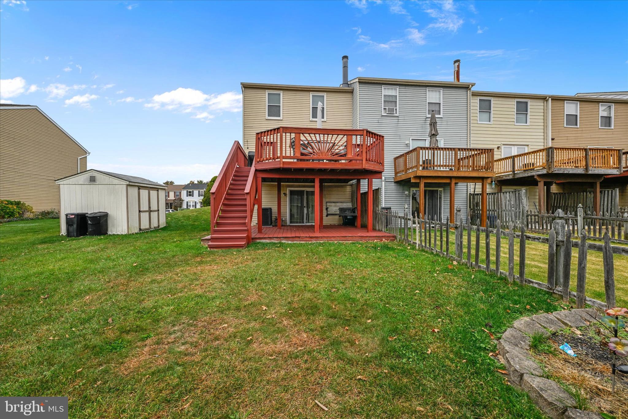 19 Rader Ct