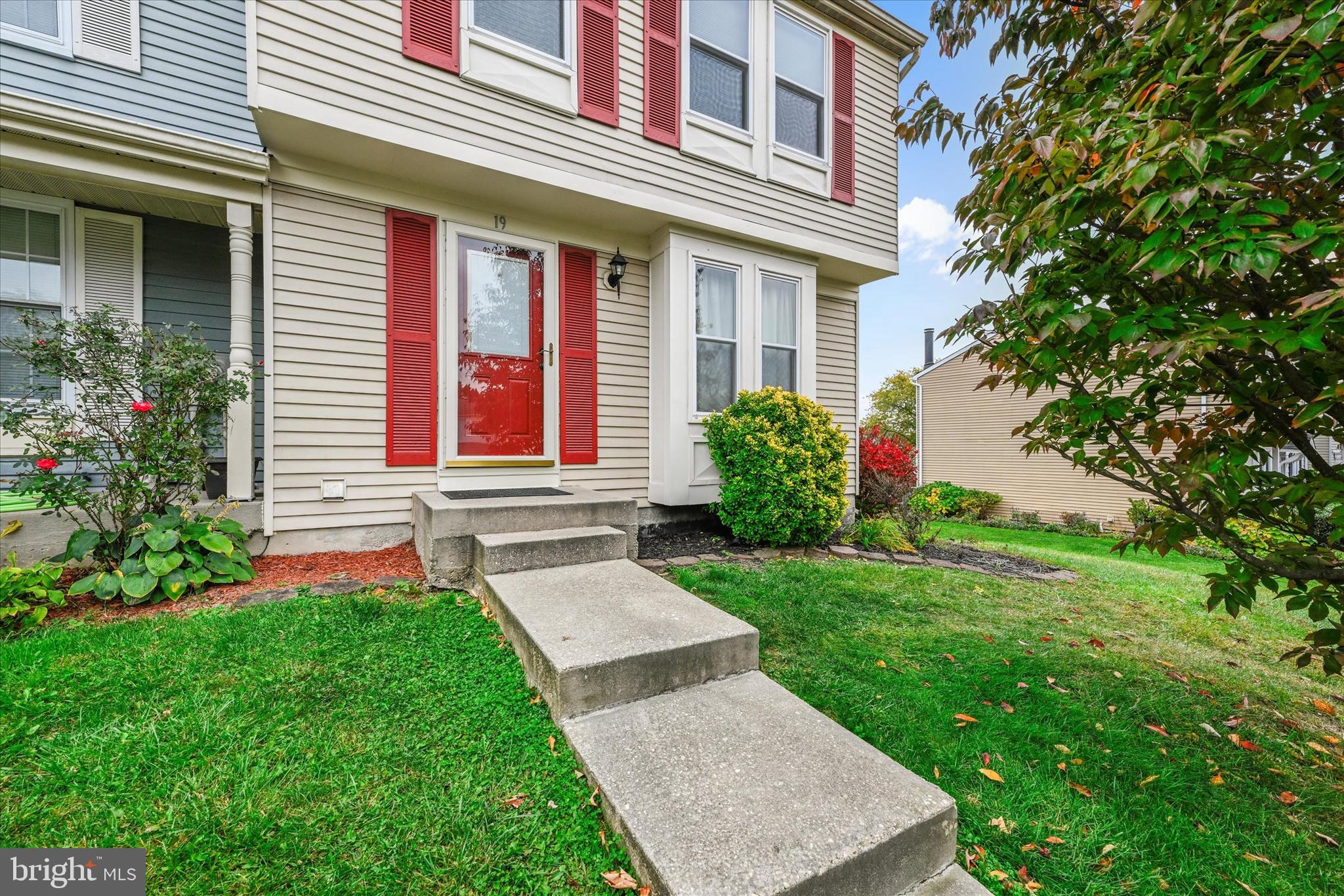 19 Rader Ct