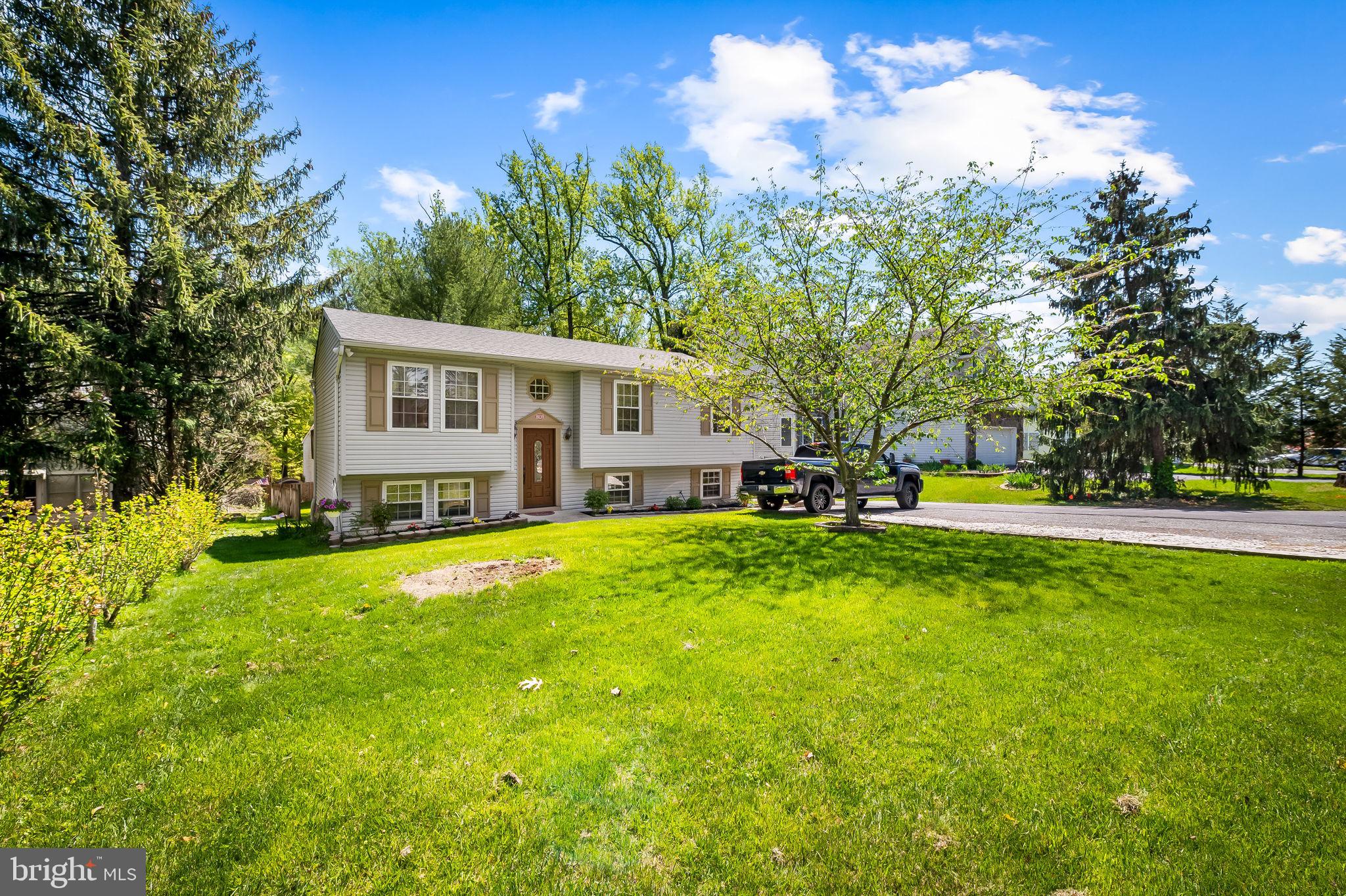 8639 Oakleigh Rd