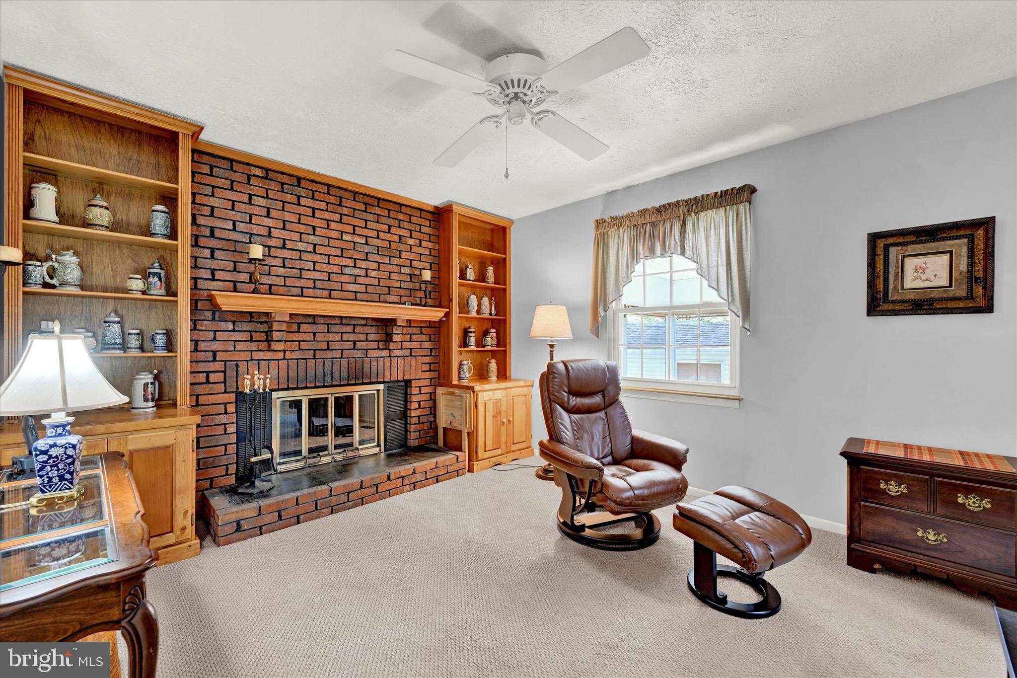 4537 Fitch Ave