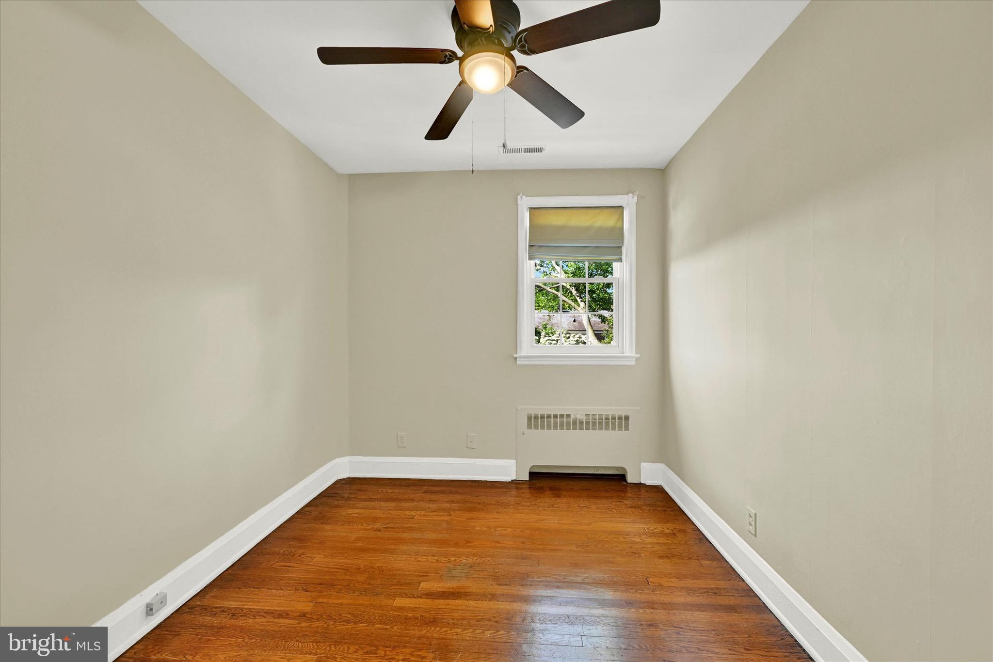 425 Dumbarton Rd