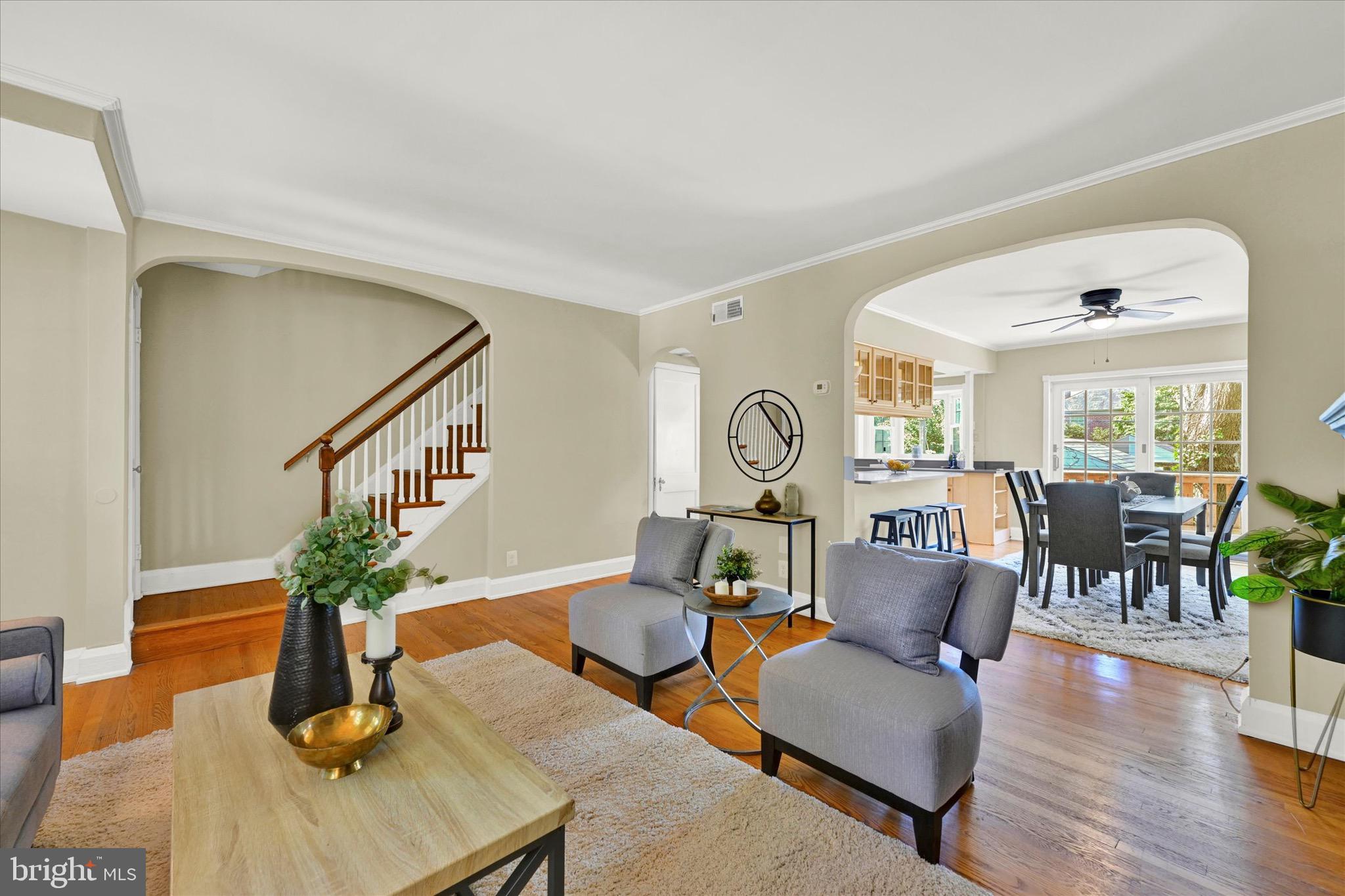 425 Dumbarton Rd