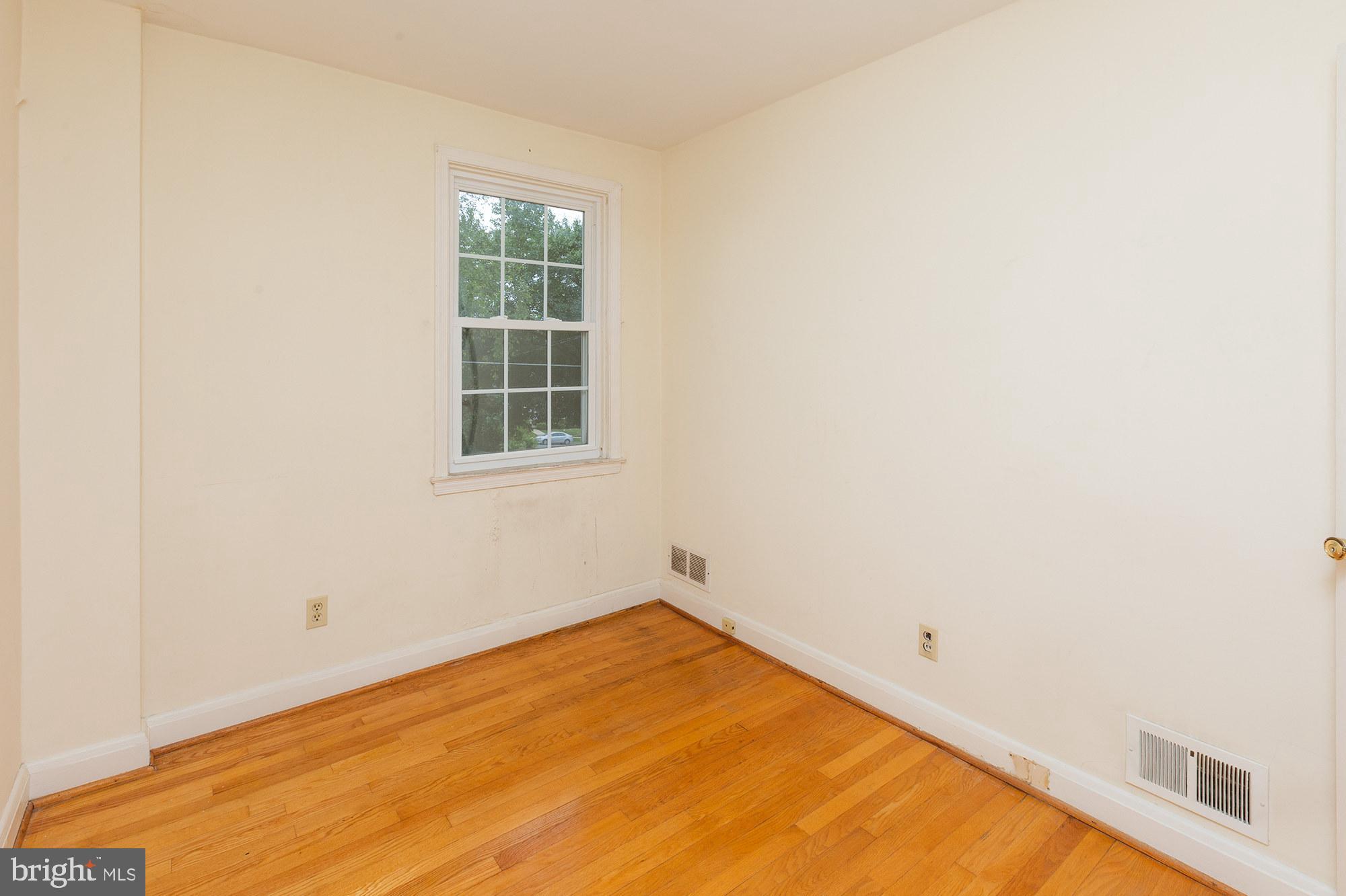 119 Brandon Rd