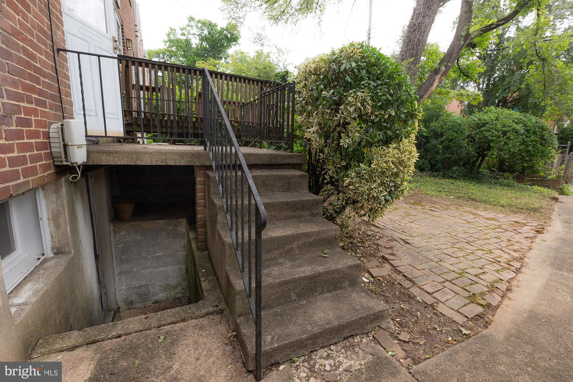 119 Brandon Rd