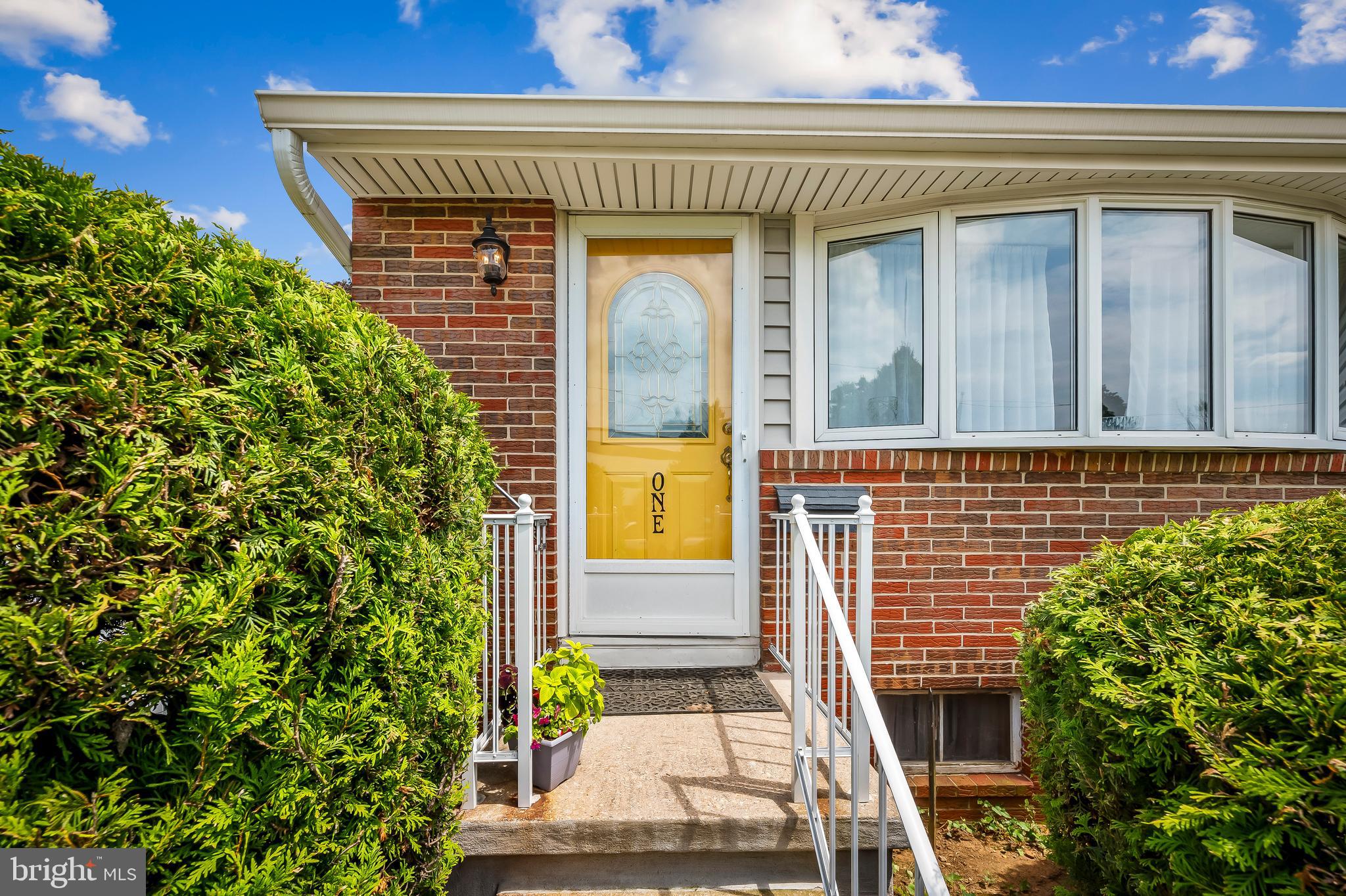 1 Hathaway Rd