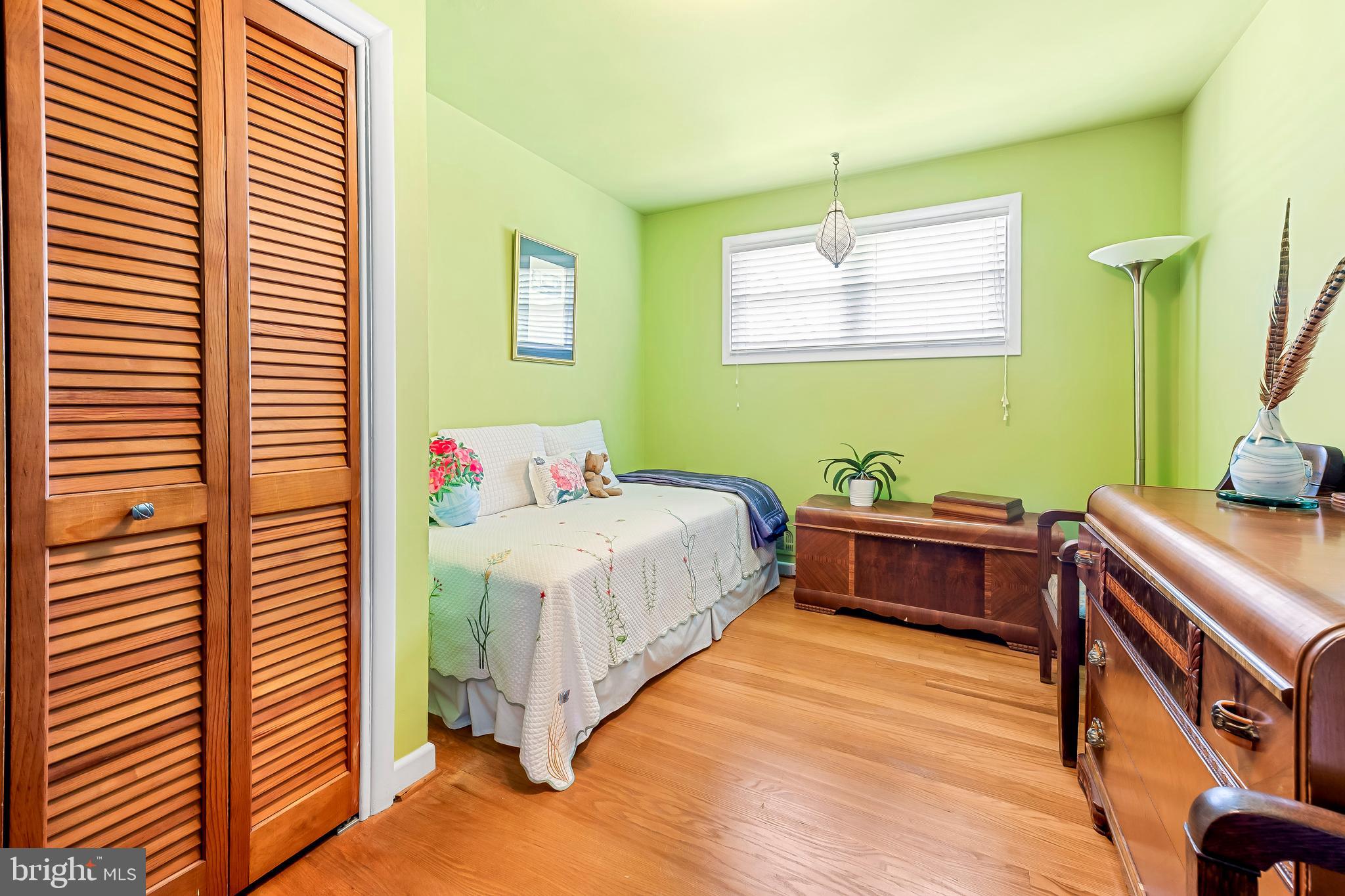 1 Hathaway Rd