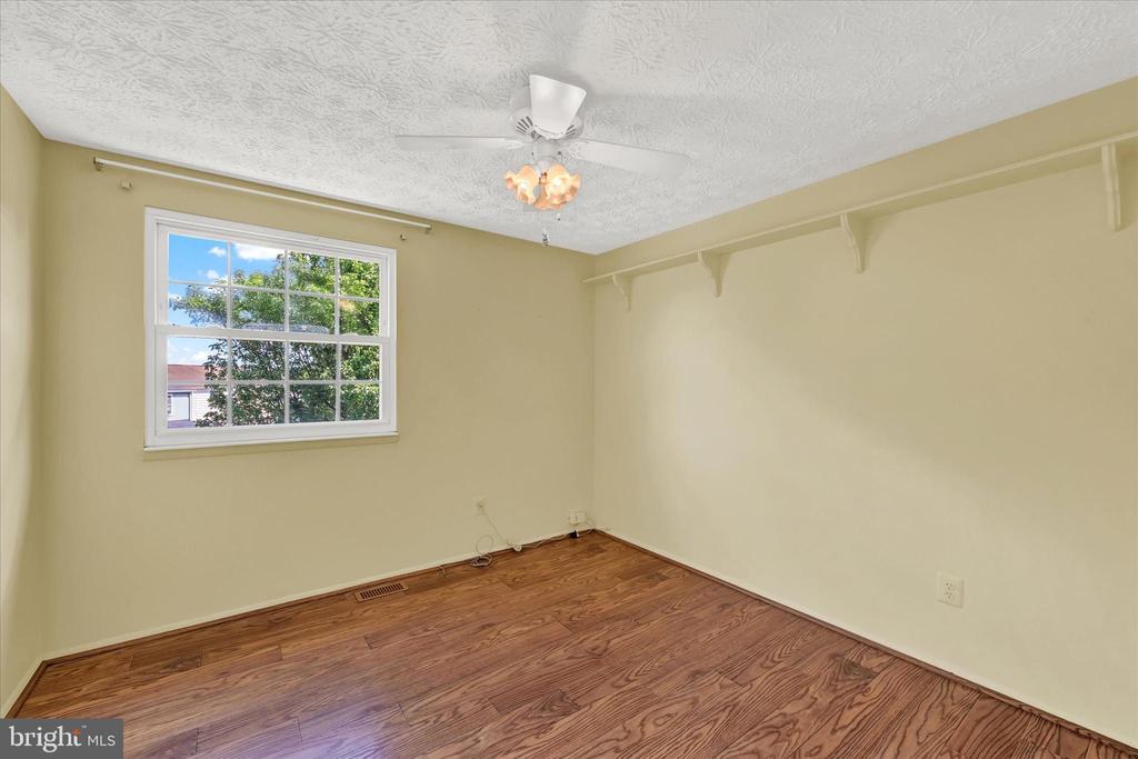 9407 Orbitan Ct