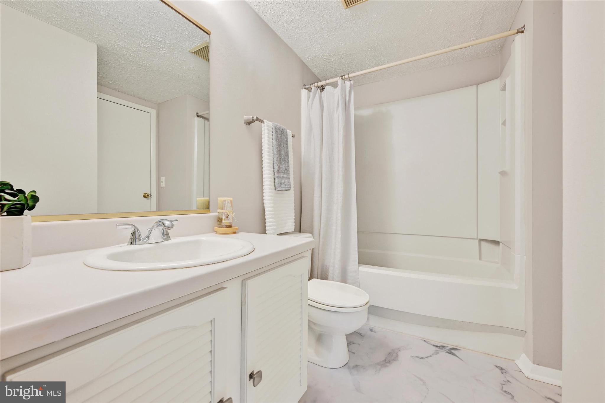 42 Stillwood Cir