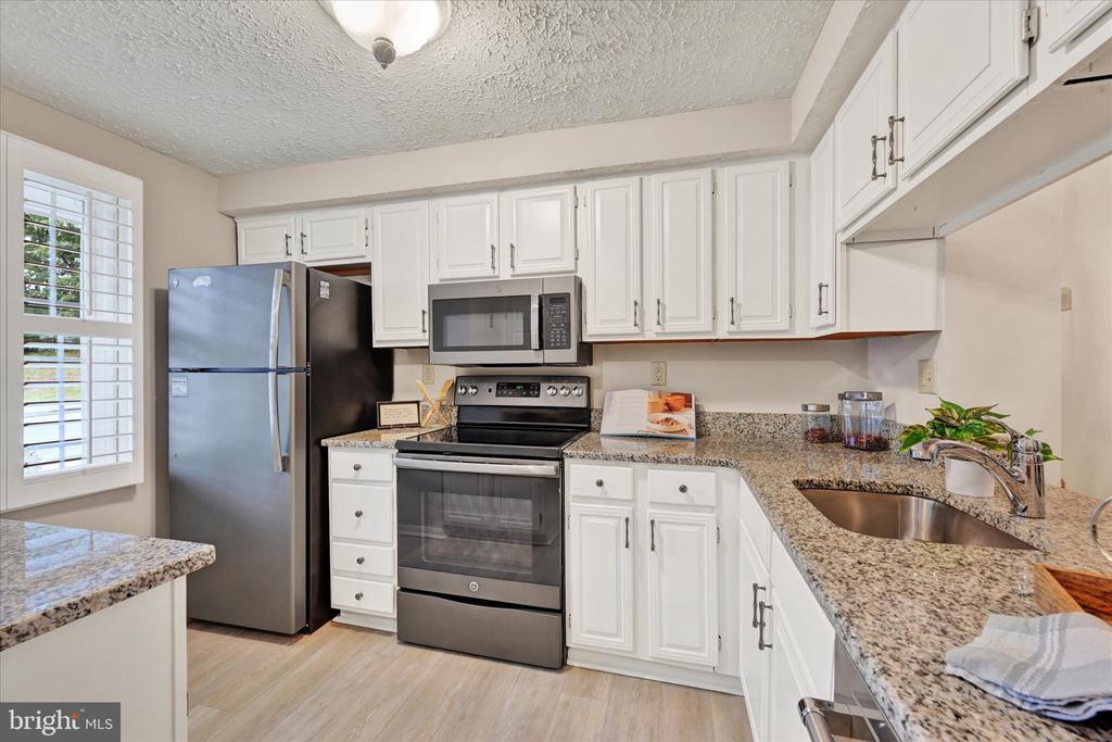 42 Stillwood Cir