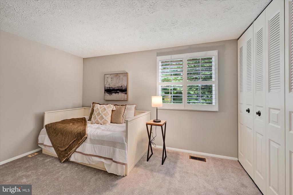 42 Stillwood Cir
