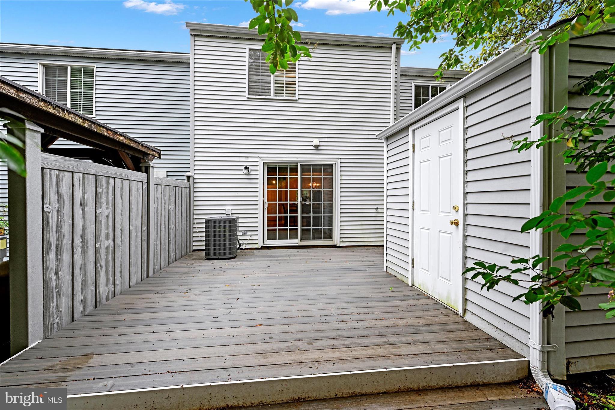 42 Stillwood Cir