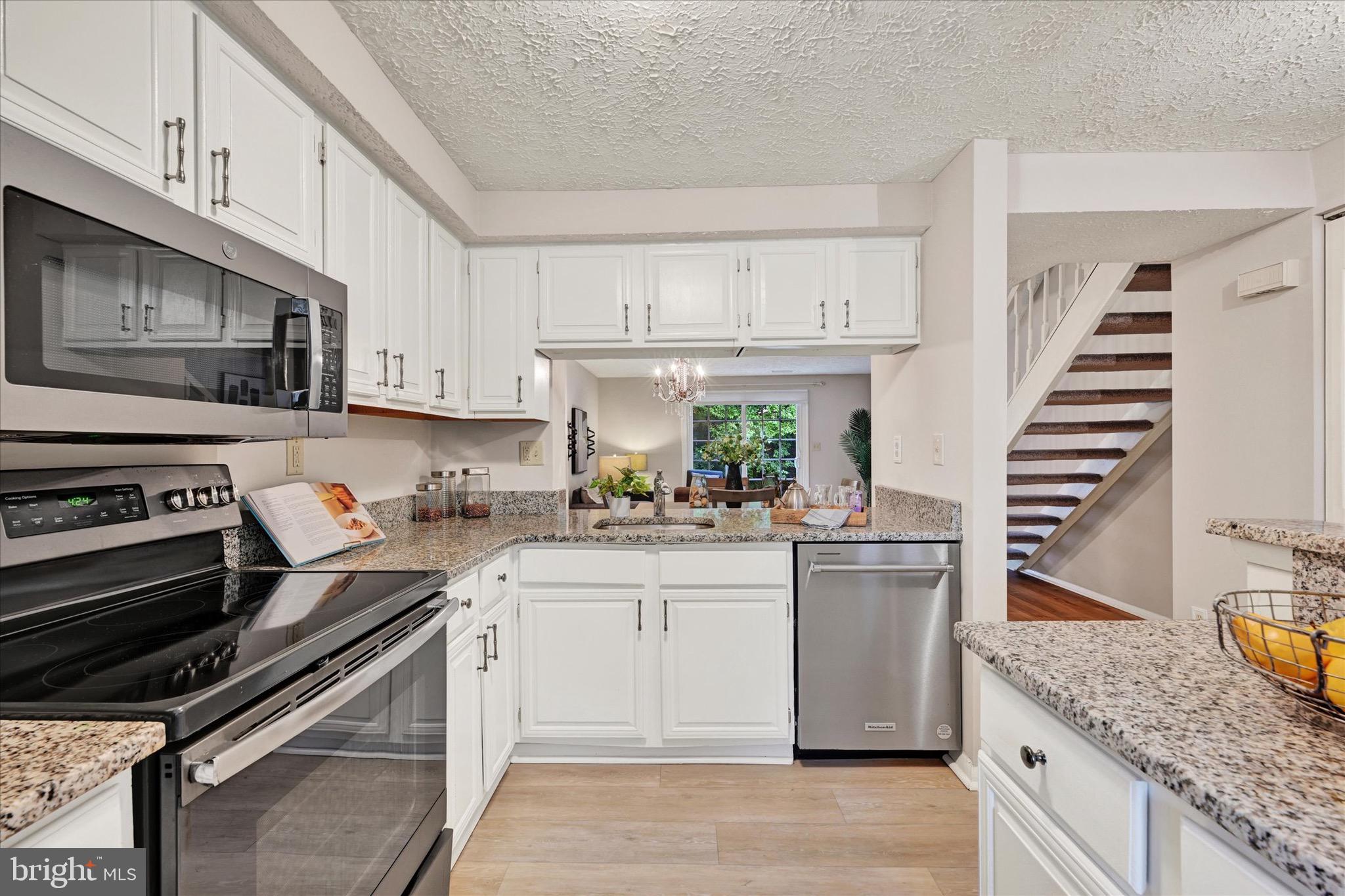 42 Stillwood Cir