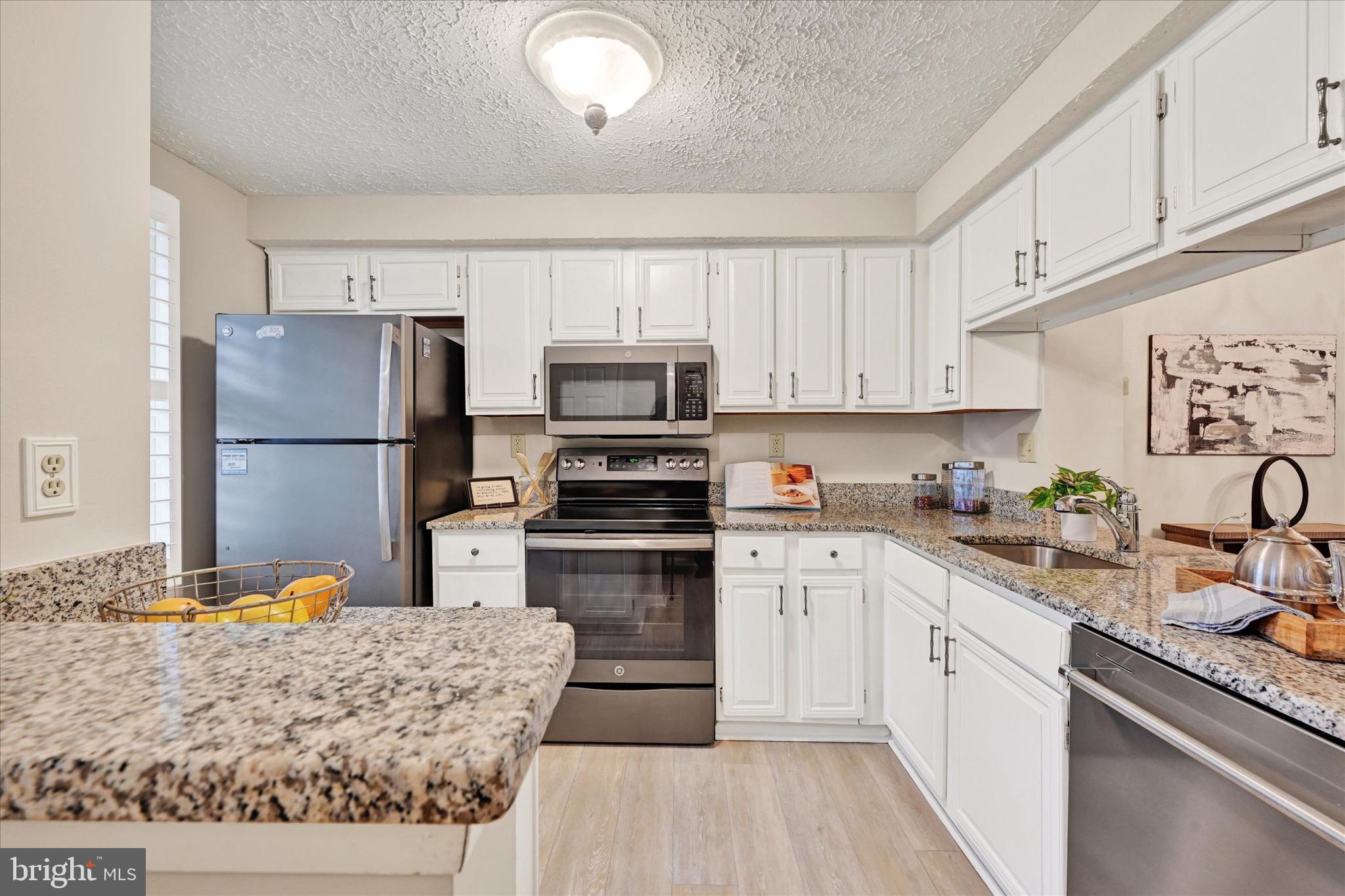 42 Stillwood Cir