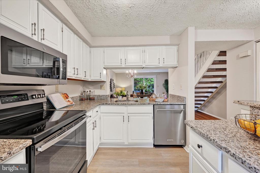 42 Stillwood Cir