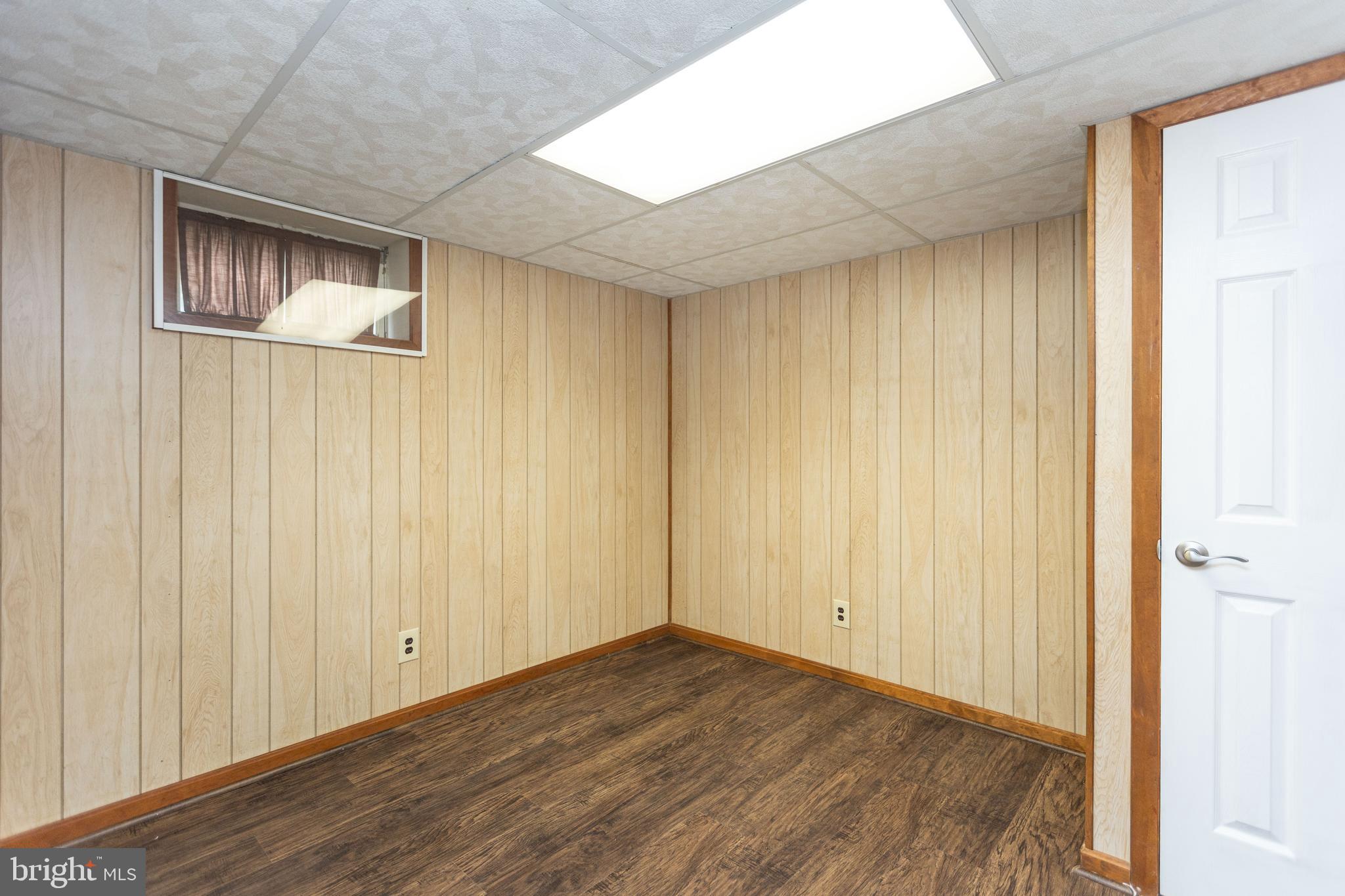1001 Roxleigh Rd