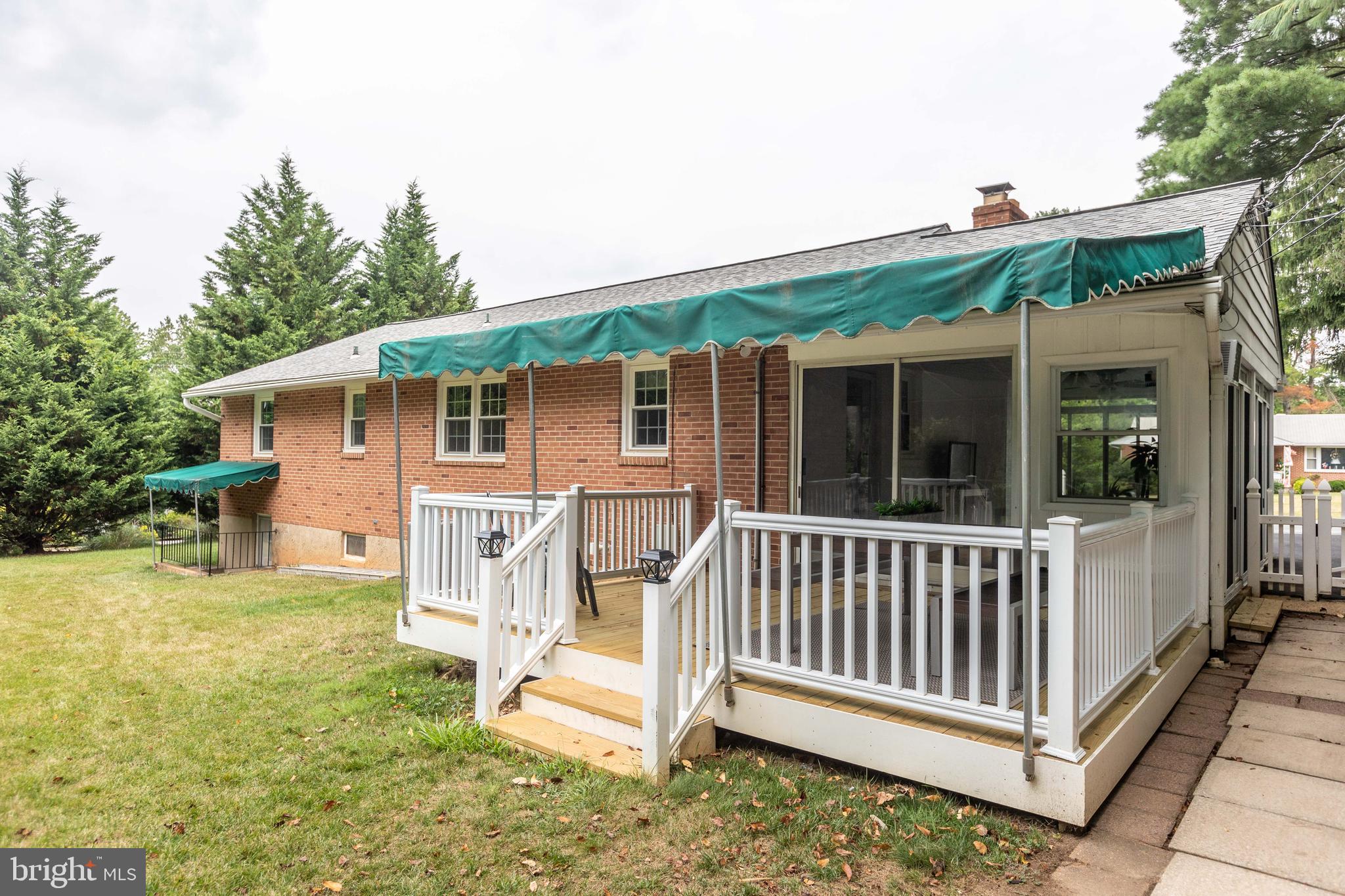 1001 Roxleigh Rd