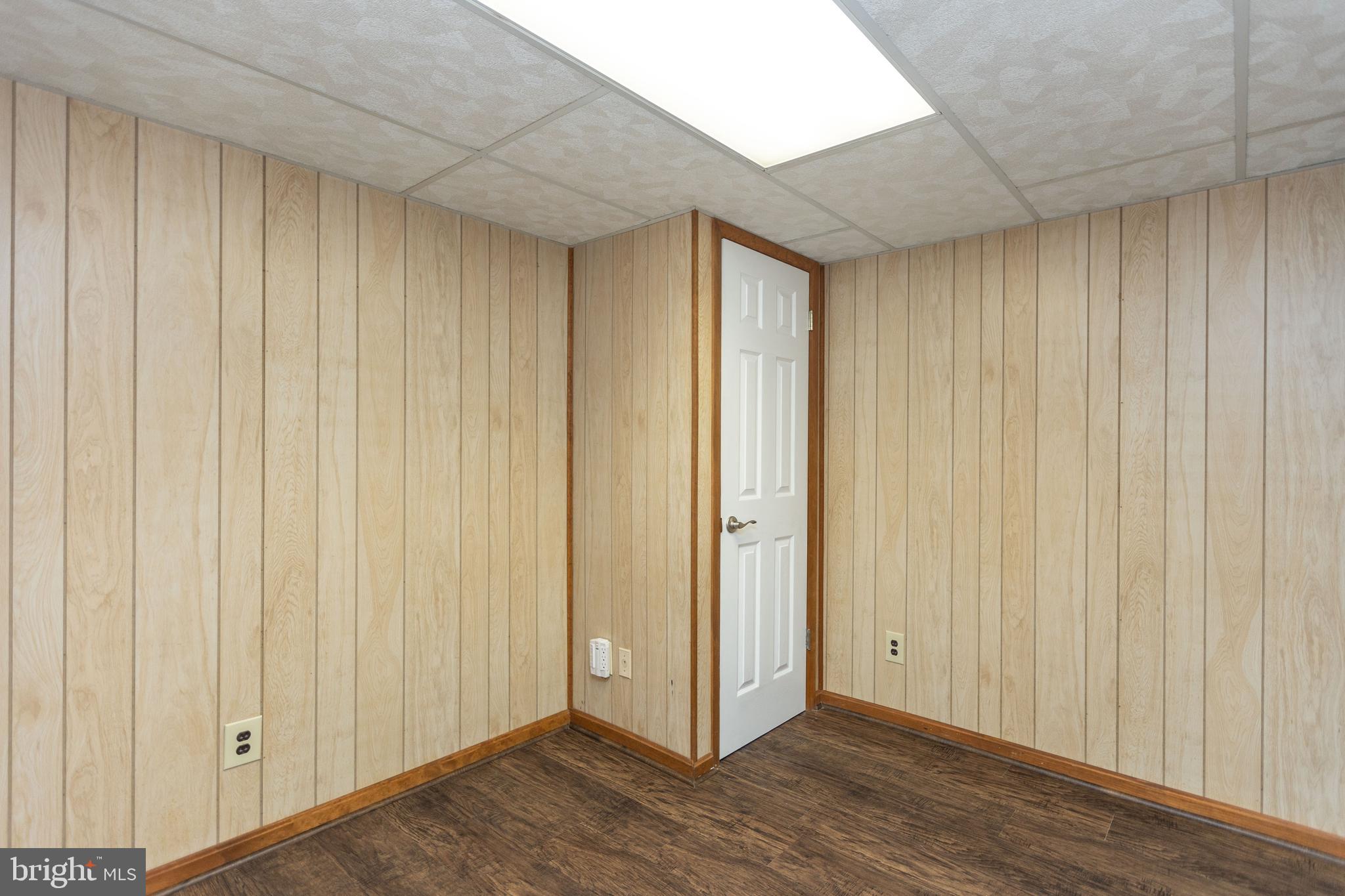1001 Roxleigh Rd