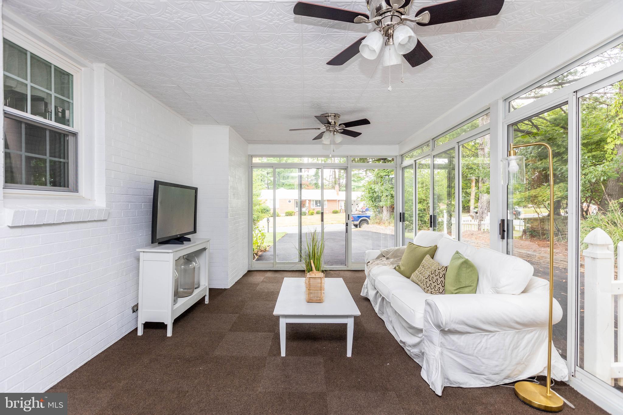 1001 Roxleigh Rd