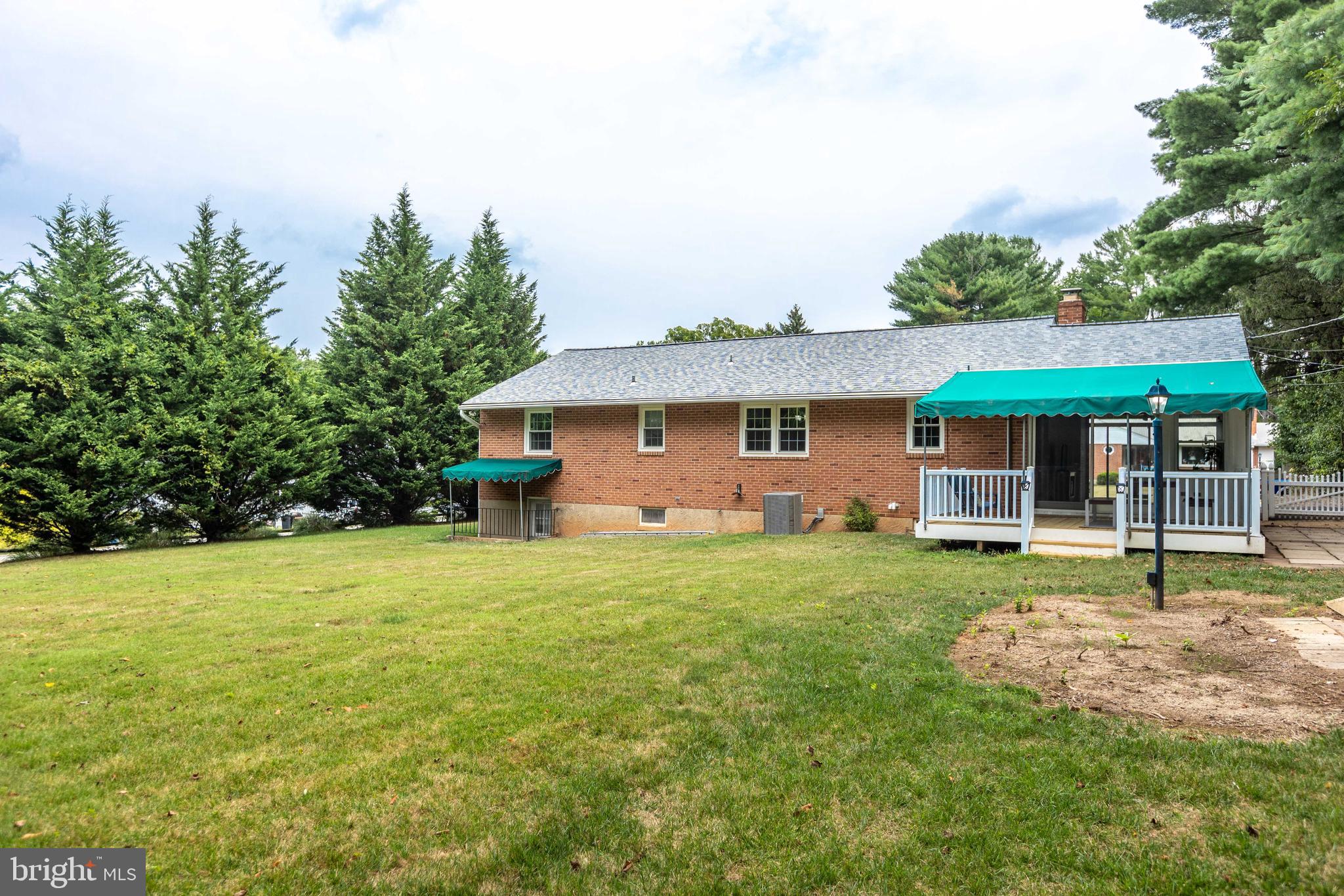 1001 Roxleigh Rd