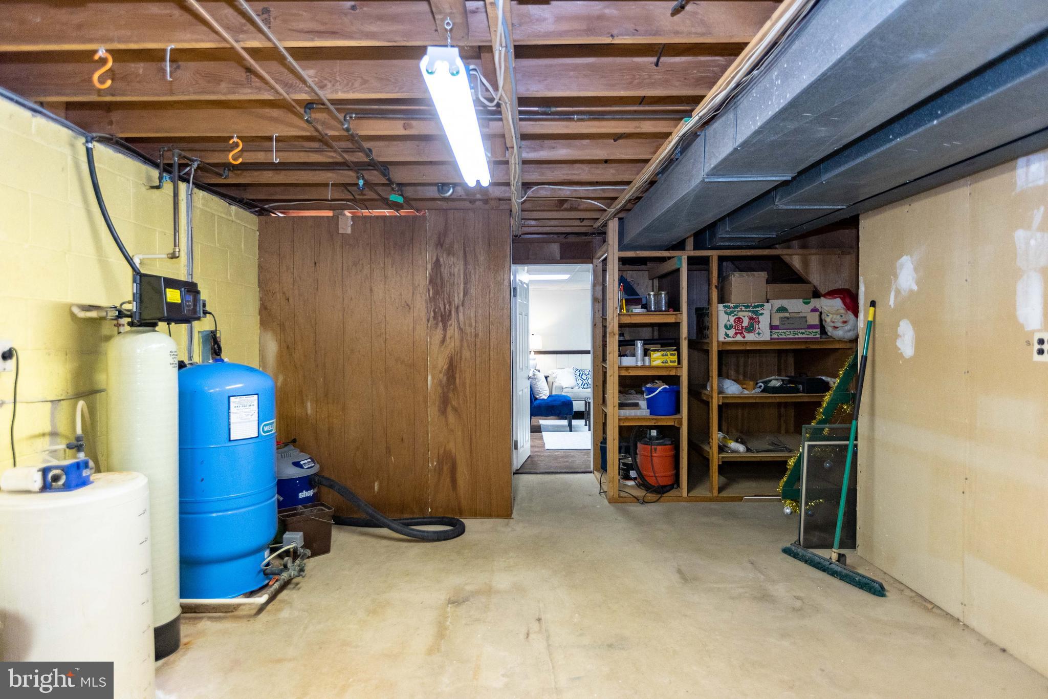 1001 Roxleigh Rd