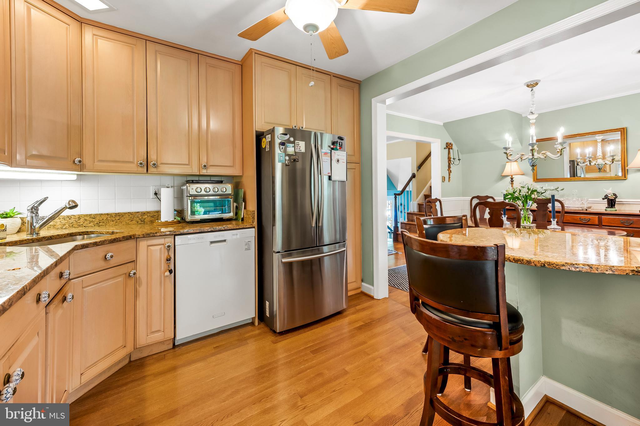 813 Ridgeleigh Rd