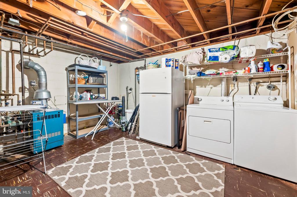 813 Ridgeleigh Rd