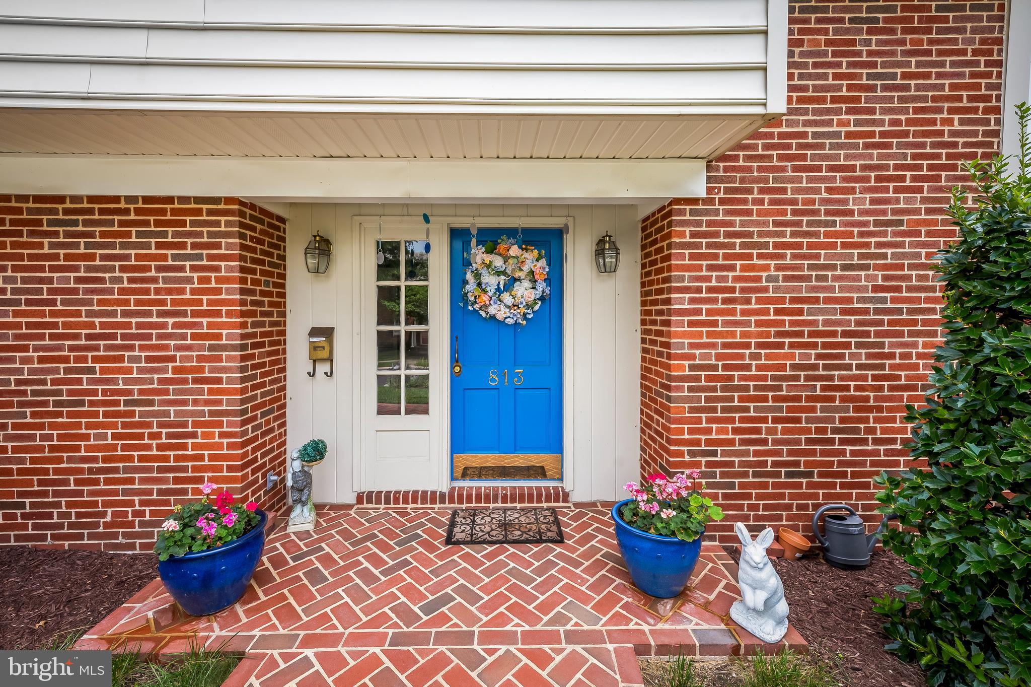 813 Ridgeleigh Rd