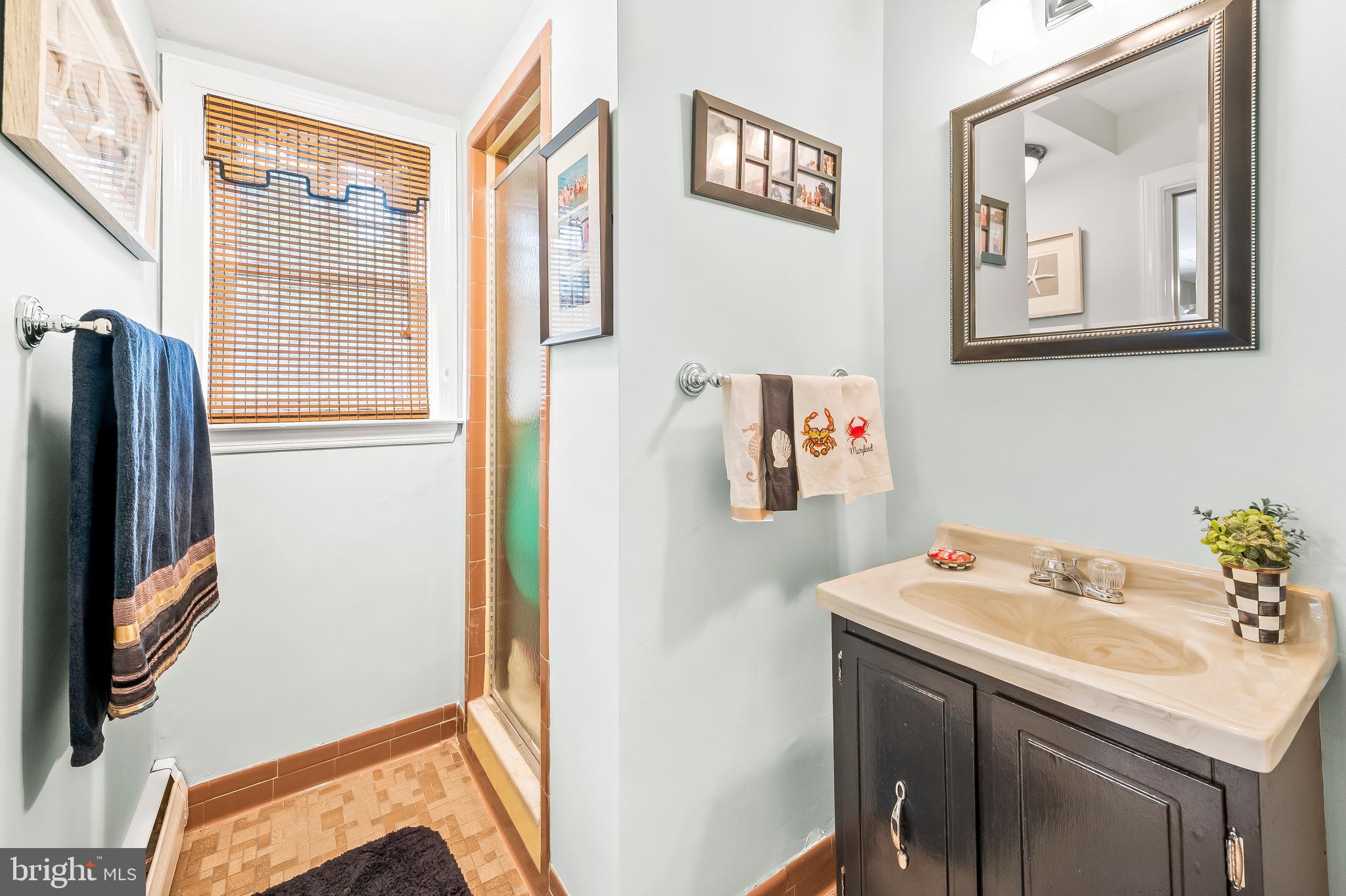 813 Ridgeleigh Rd
