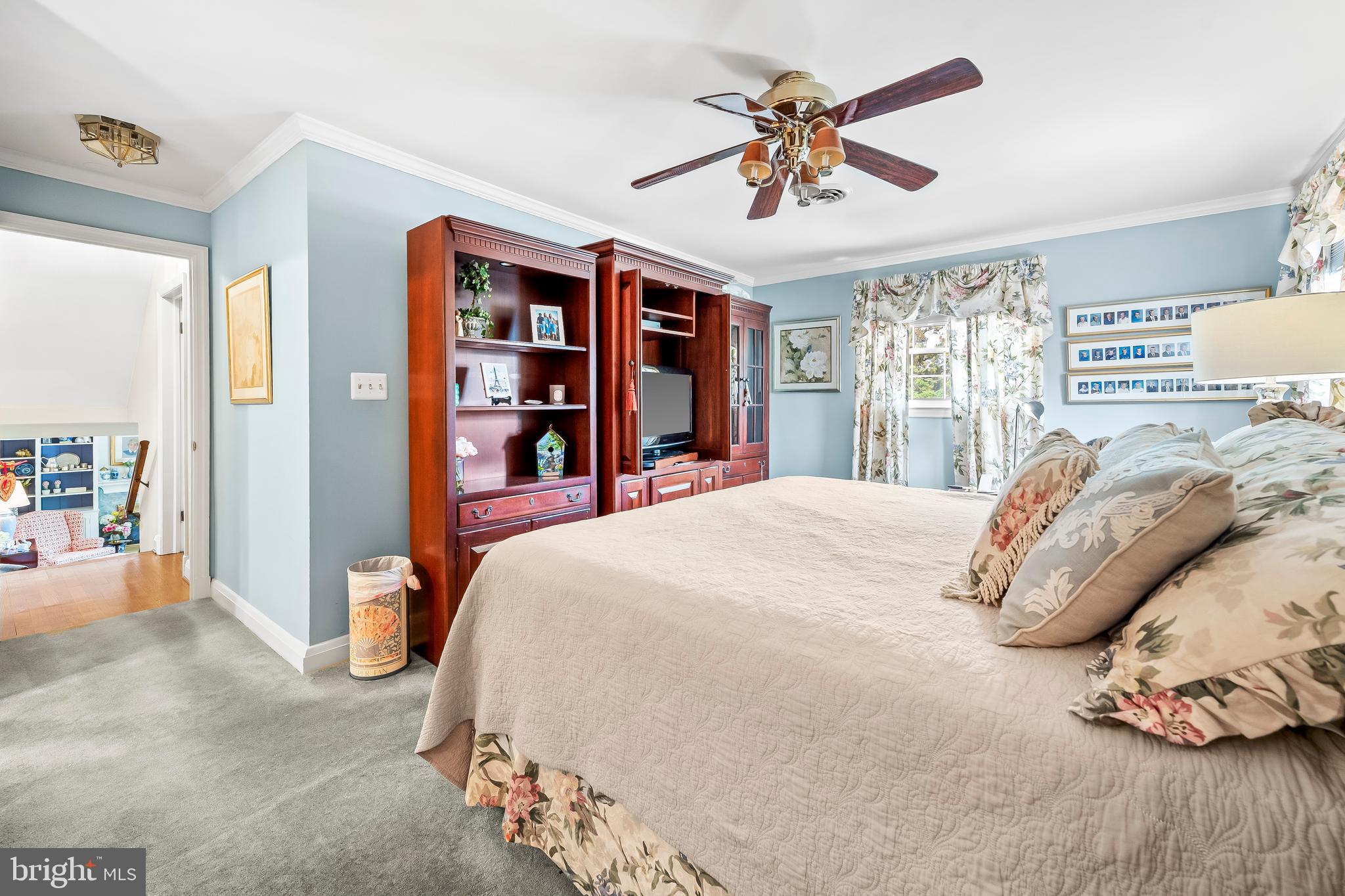 813 Ridgeleigh Rd
