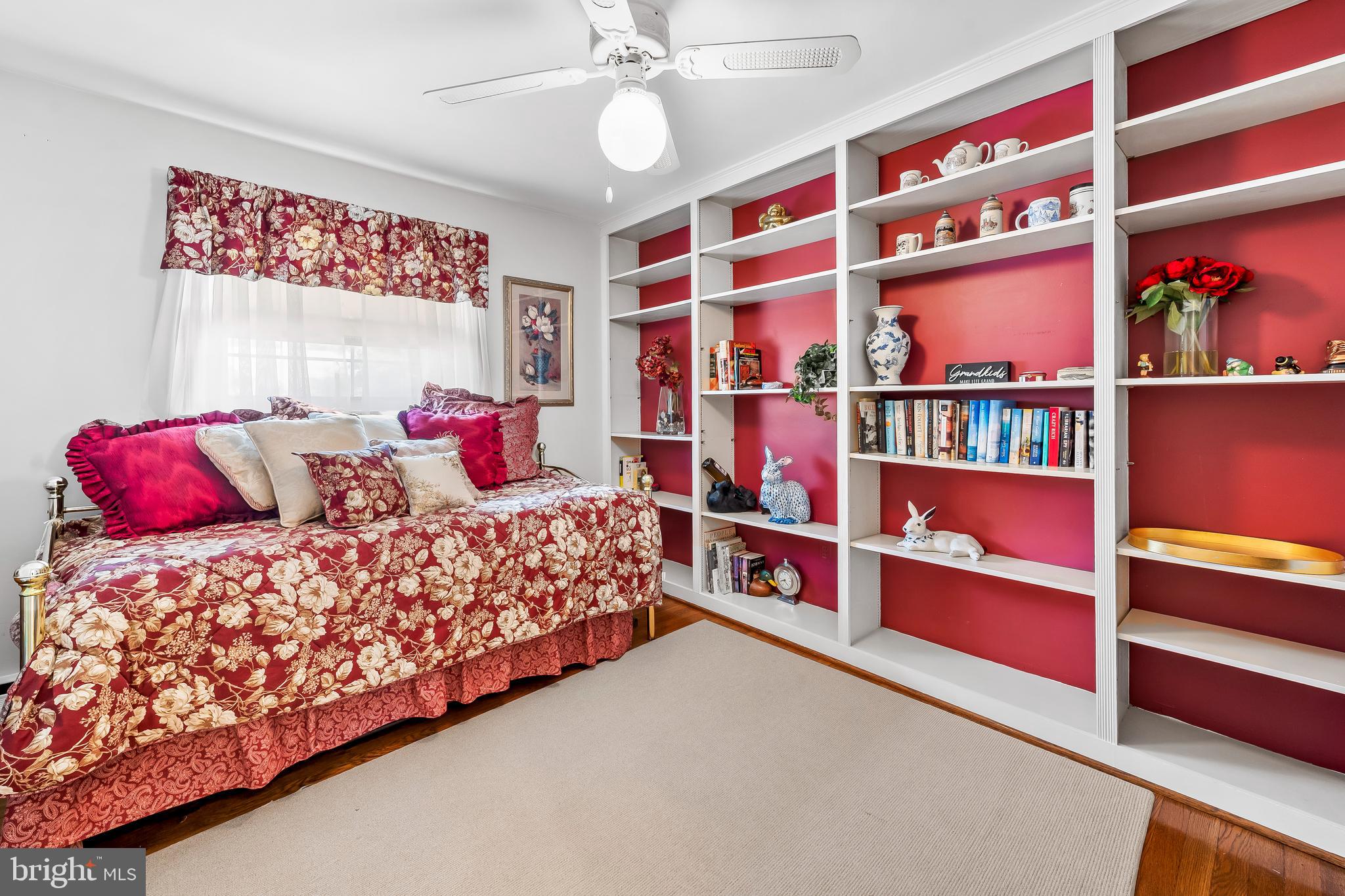 813 Ridgeleigh Rd