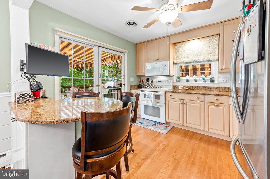 813 Ridgeleigh Rd