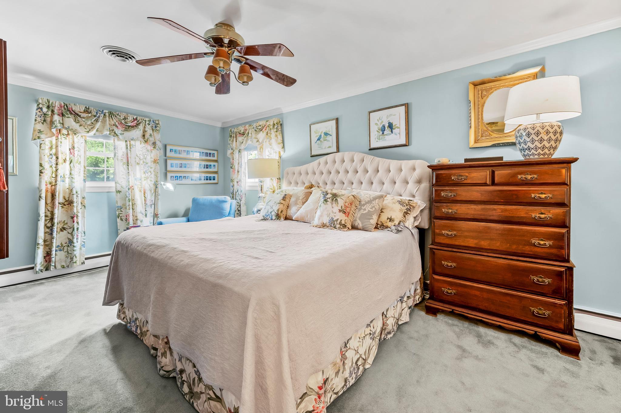 813 Ridgeleigh Rd