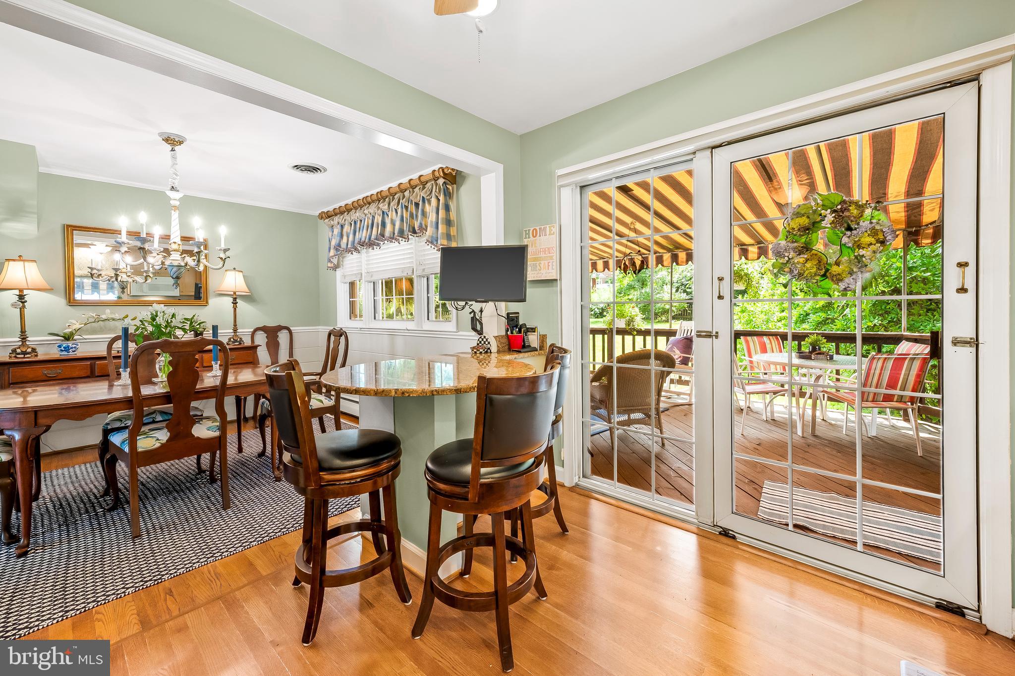 813 Ridgeleigh Rd