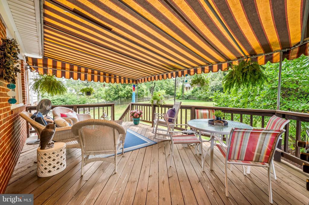 813 Ridgeleigh Rd