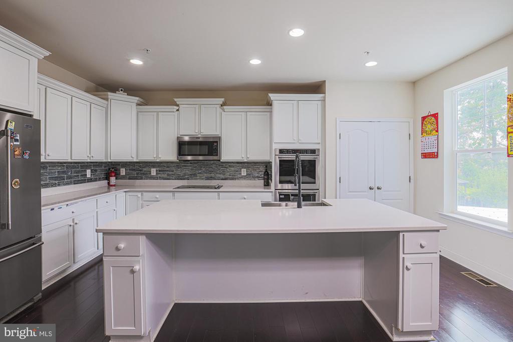 15 Barletta Ct