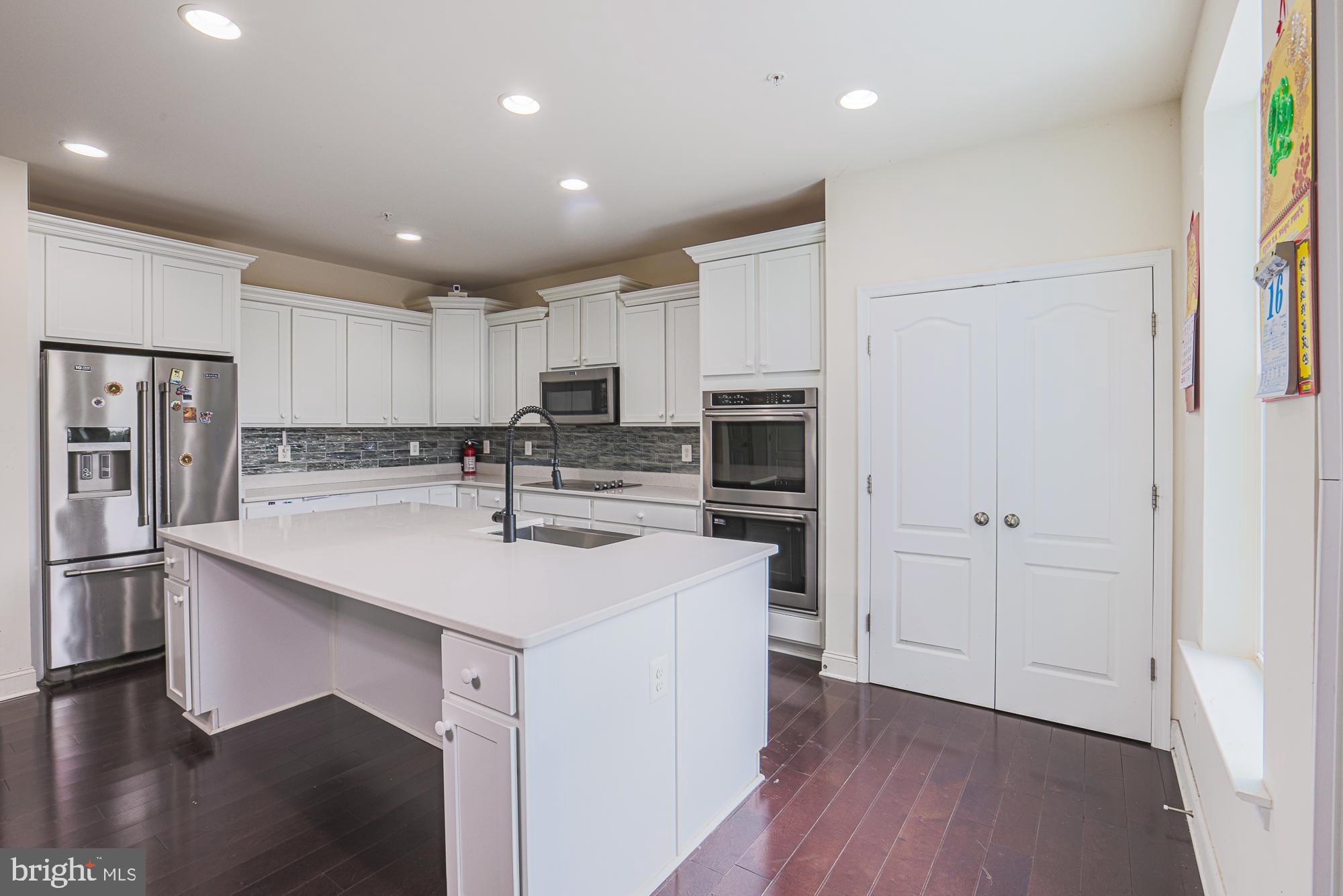 15 Barletta Ct