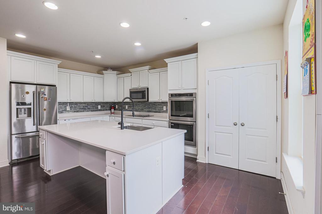 15 Barletta Ct