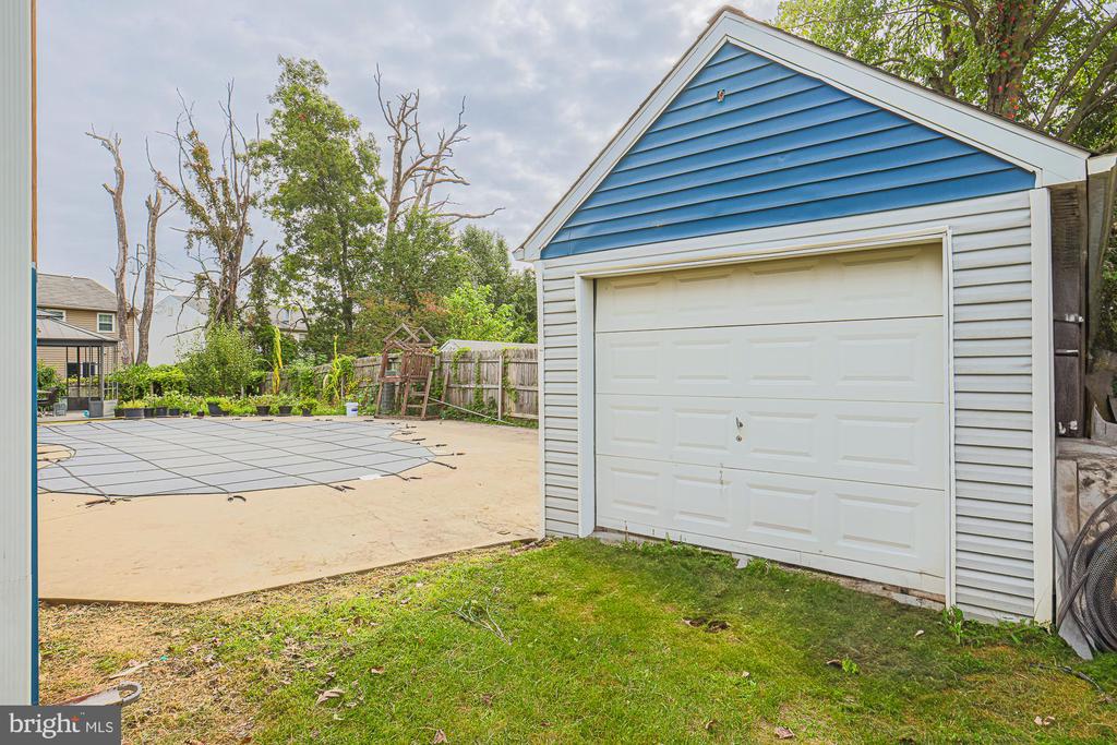 15 Barletta Ct