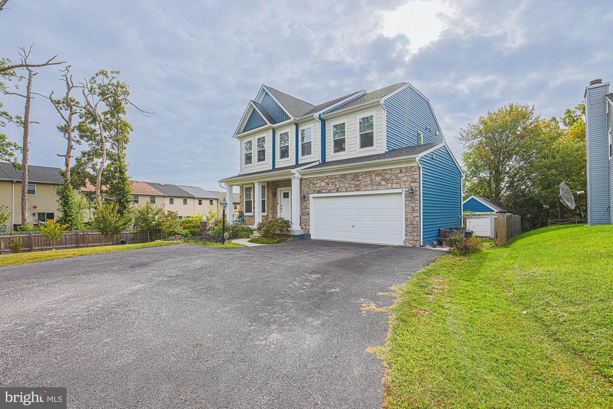 15 Barletta Ct