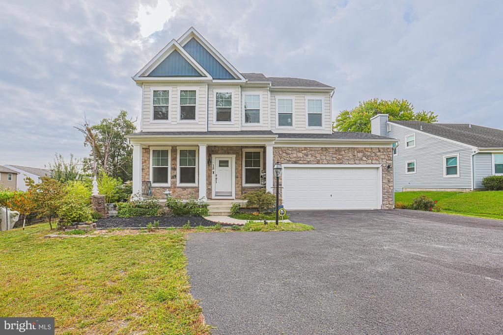 15 Barletta Ct