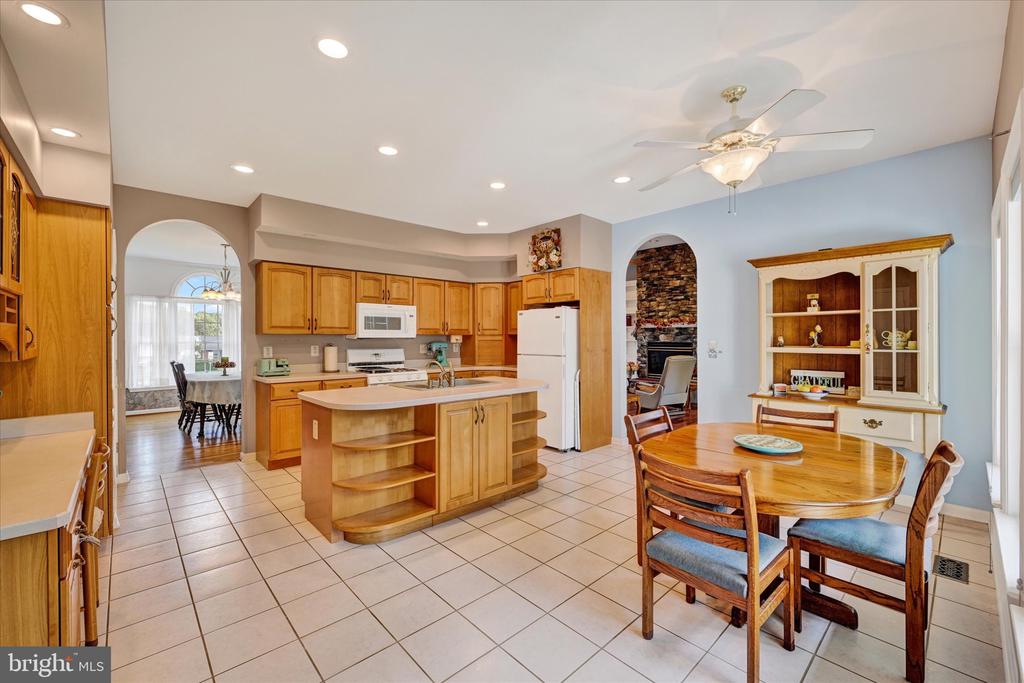 9100 Kilbride Rd