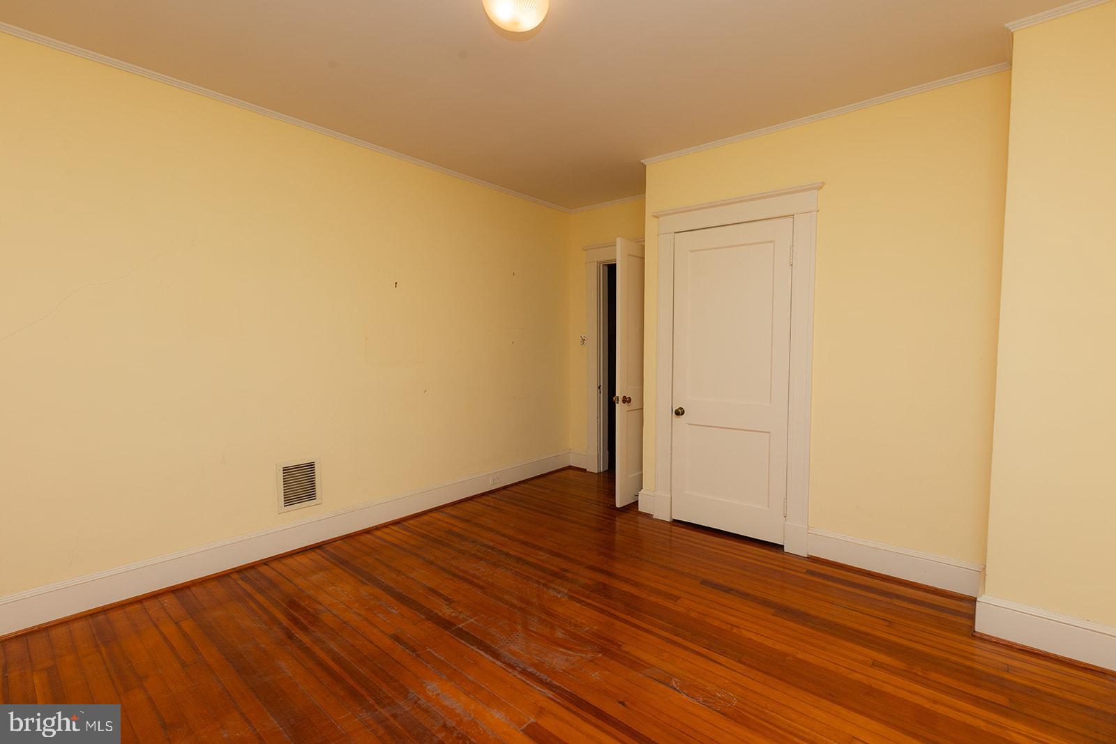1505 Maywood Ave