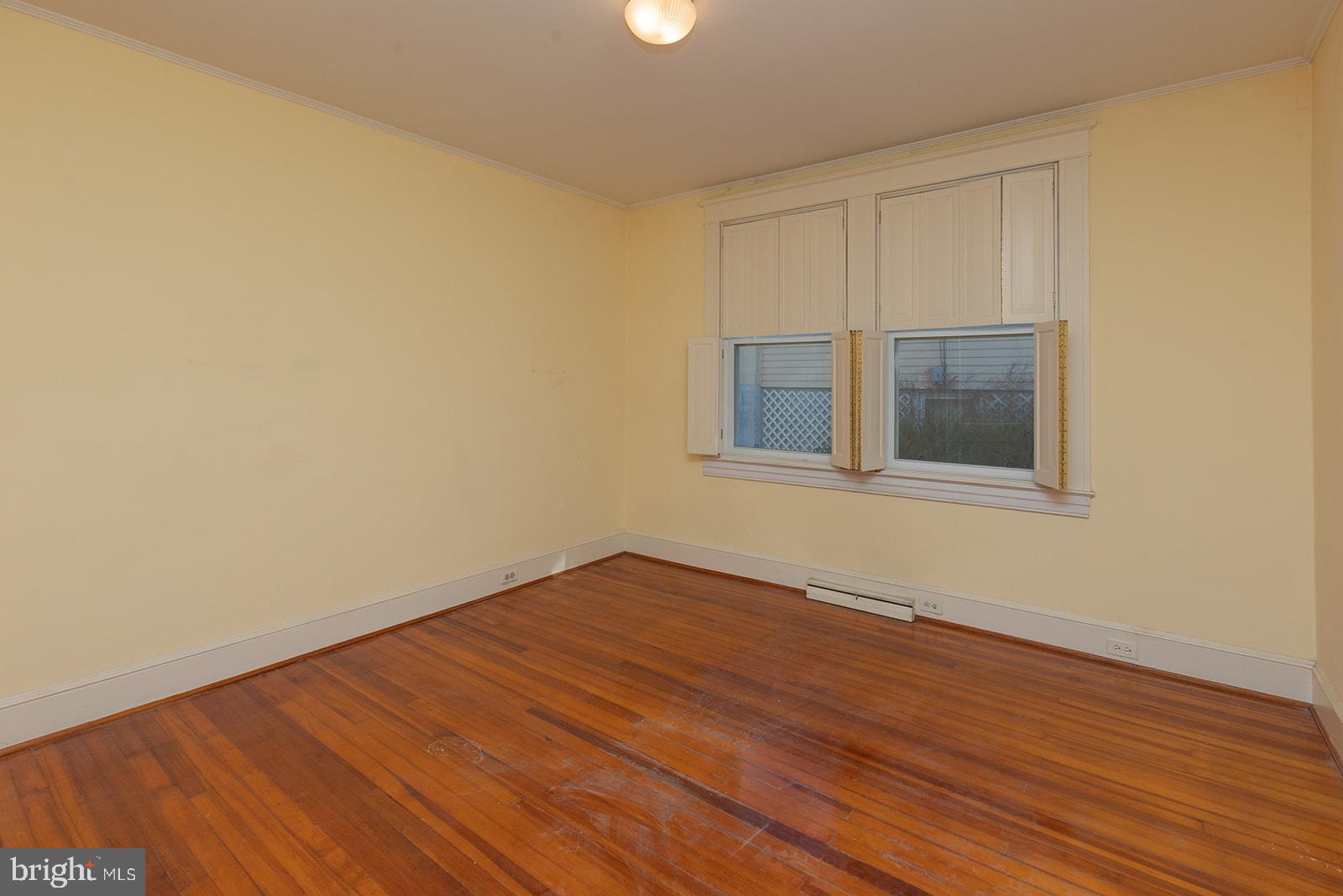 1505 Maywood Ave