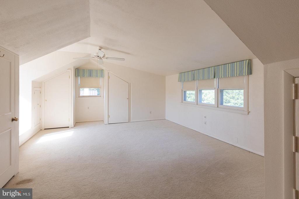 1505 Maywood Ave