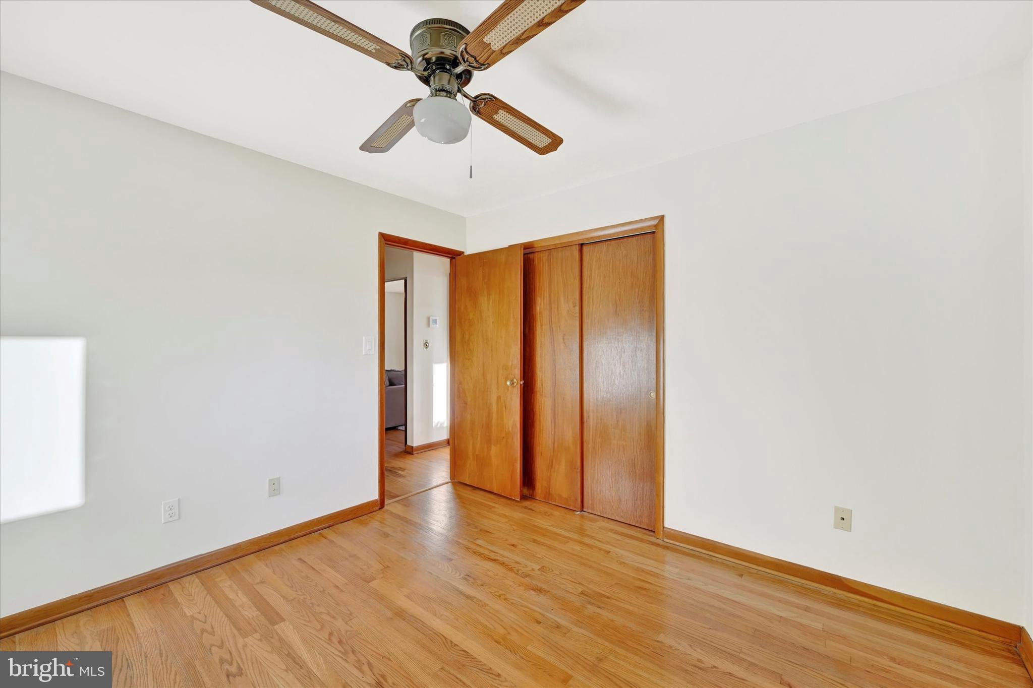 3303 Delpha Ct