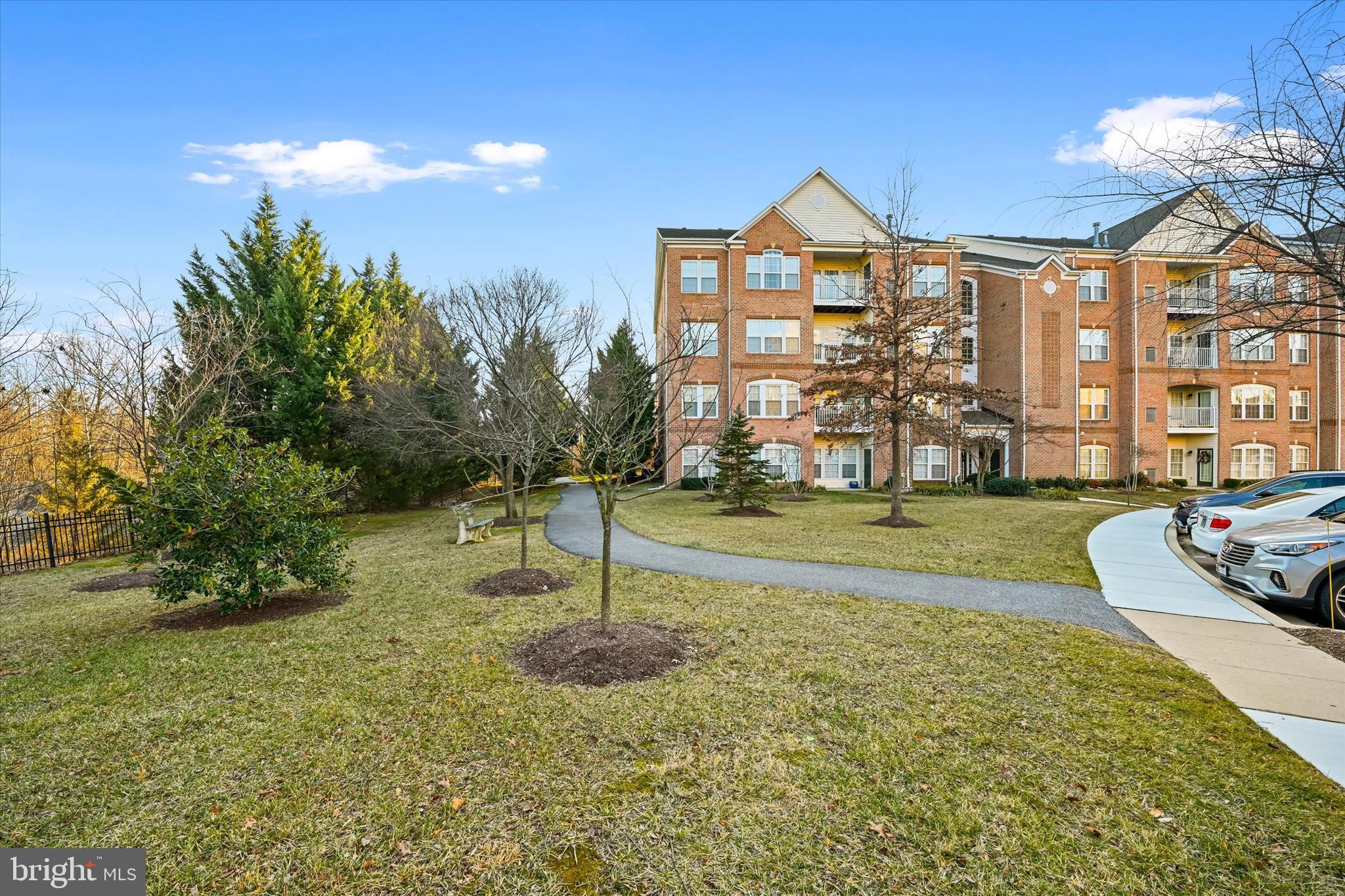 9500-J Amberleigh Ln #9500j