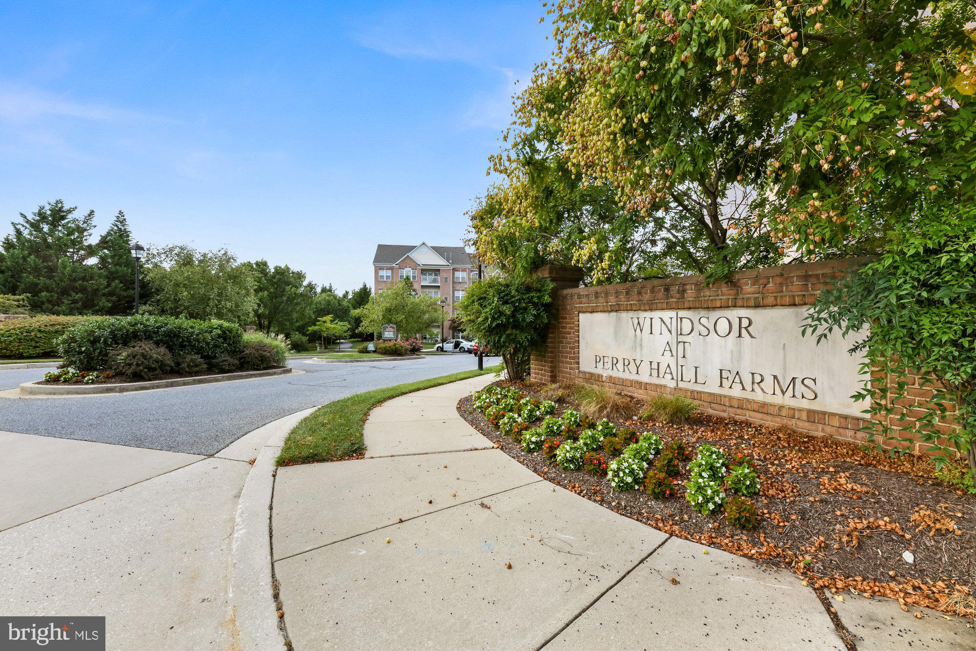 9500-J Amberleigh Ln #9500j